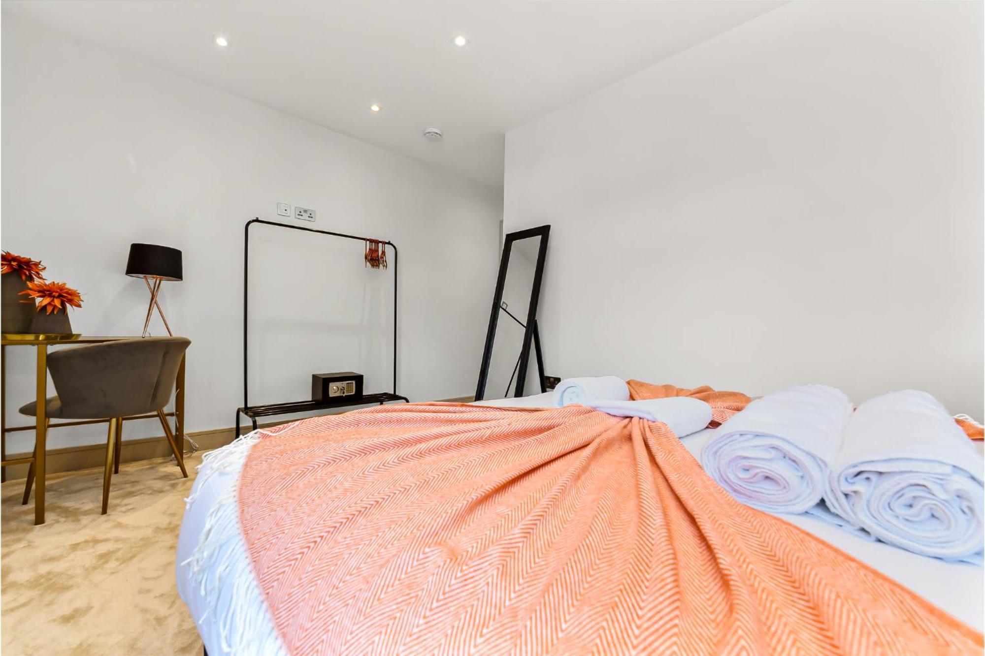 Appartement Beautiful, Stylish & Modern - Great For Transport! Londen