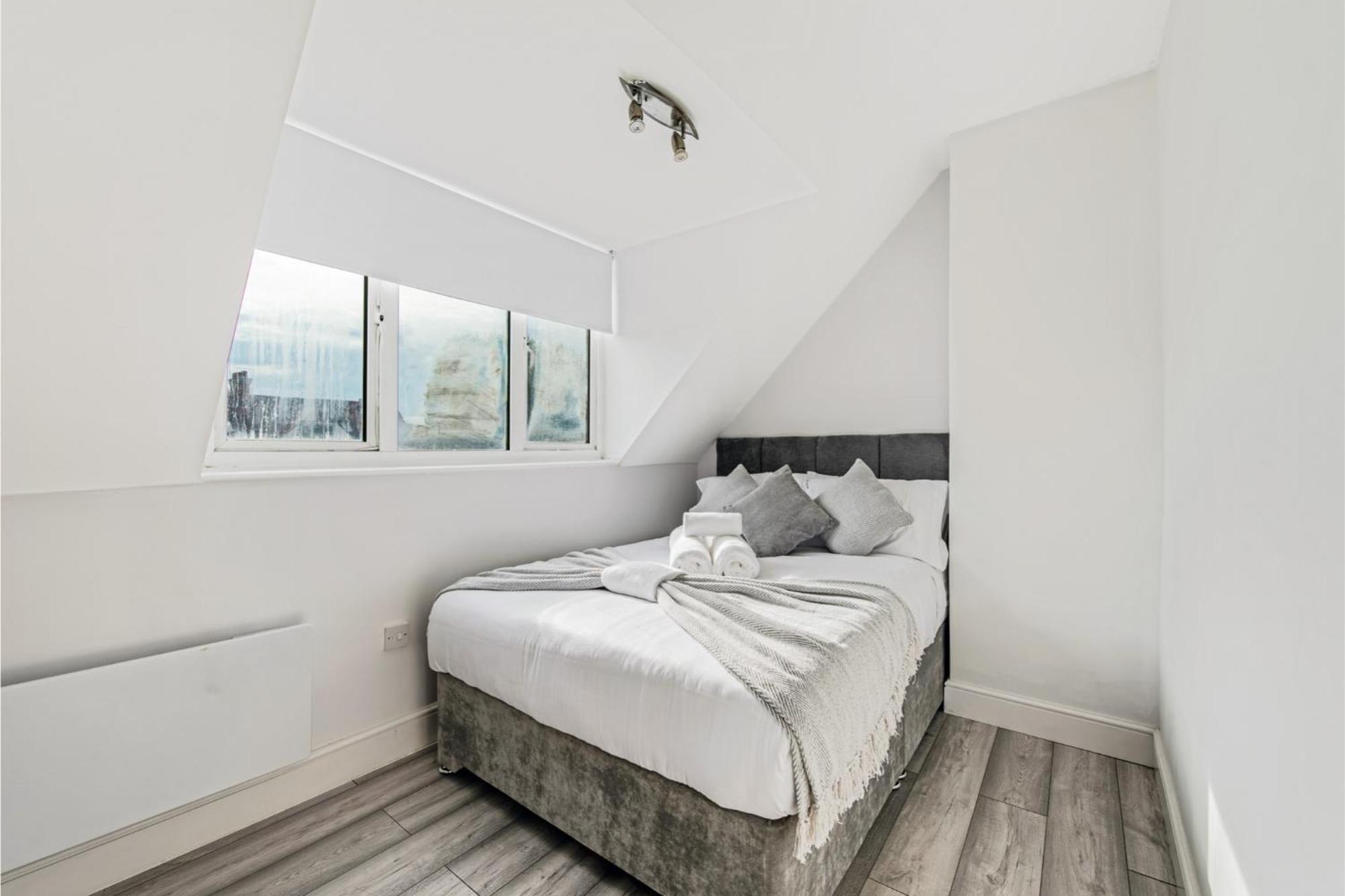 Sweet And Lovely 2br With Free Parking Leilighet