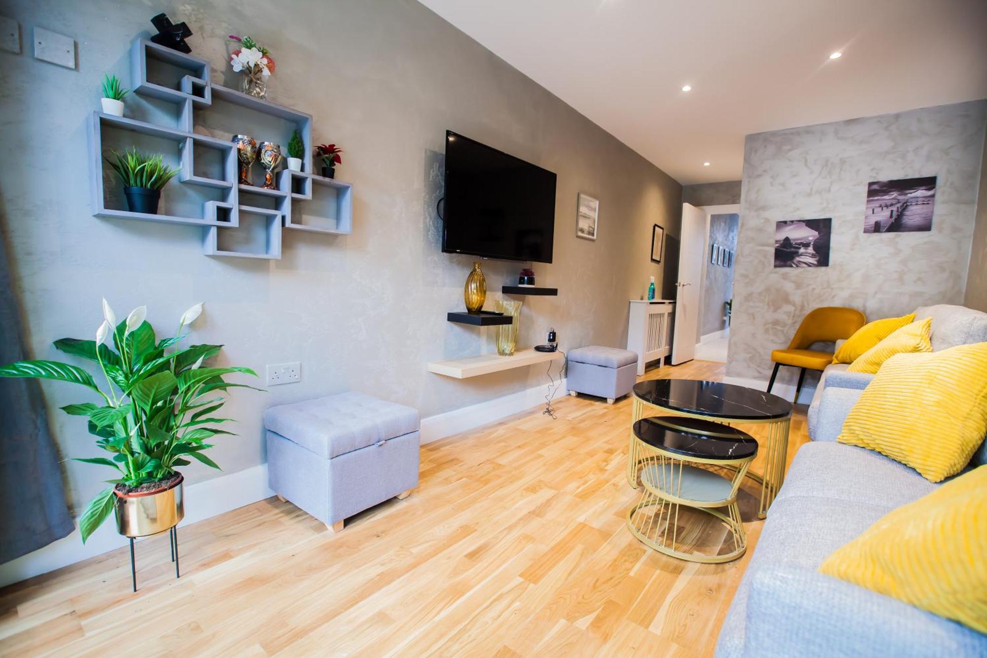 Luxury Fulham 3 Bedroom Garden House *