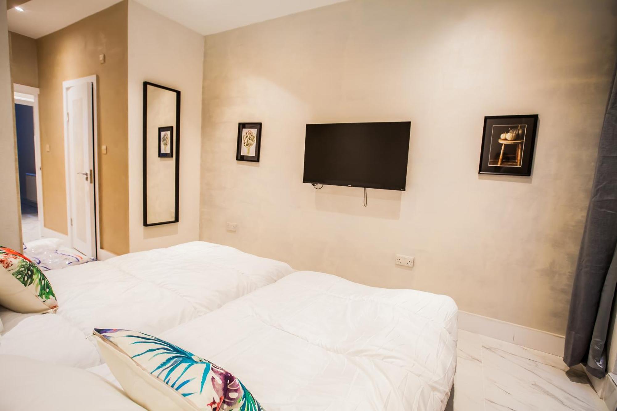 Luxury Fulham 3 Bedroom Garden House *