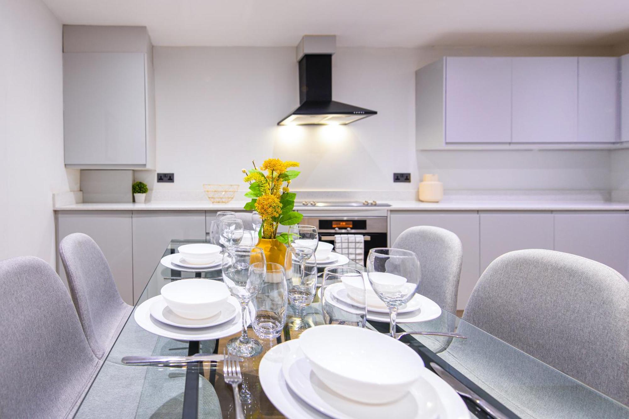 Ealing Residency Apartahotel