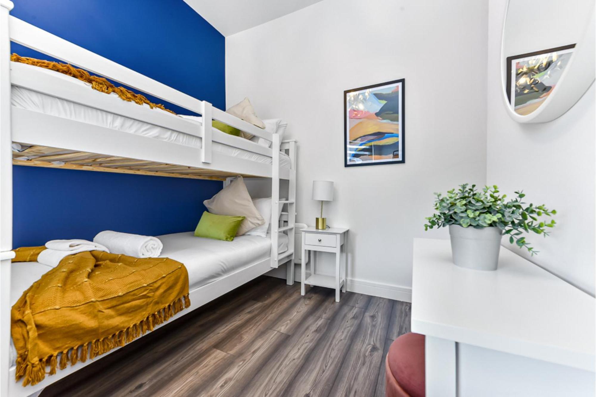 Stylish And Family Friendly 3 Bedroom Apartment