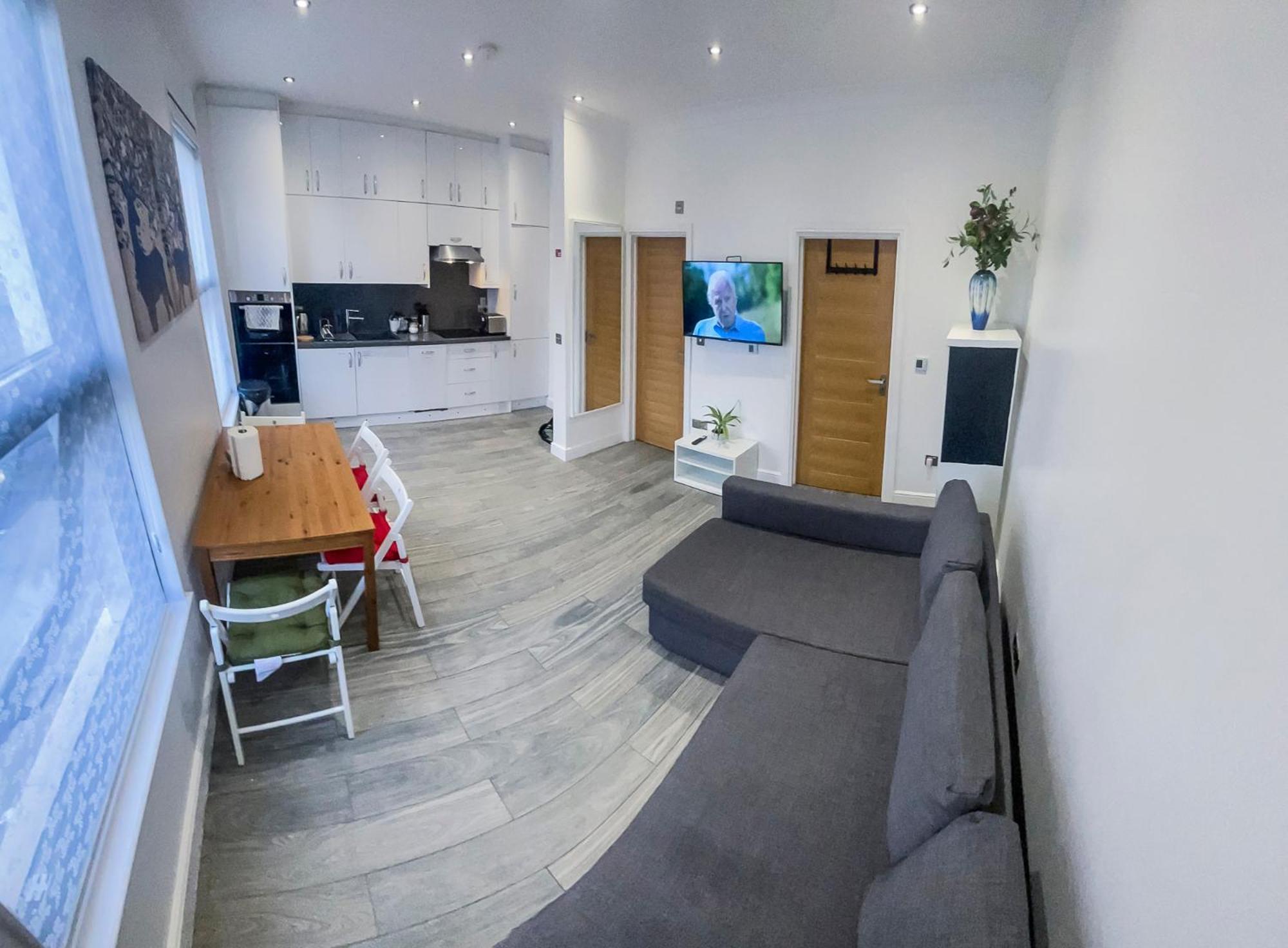 Apartment Beautiful 1 Bedroom Flat Close To Centre *