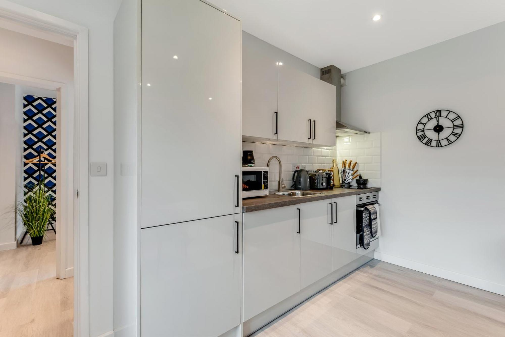 Bright And Relaxing One Bedroom Flat Apartment