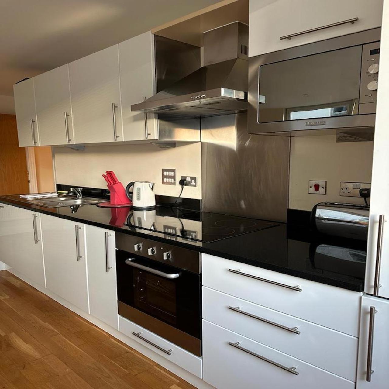Apartment Canary Wharf London