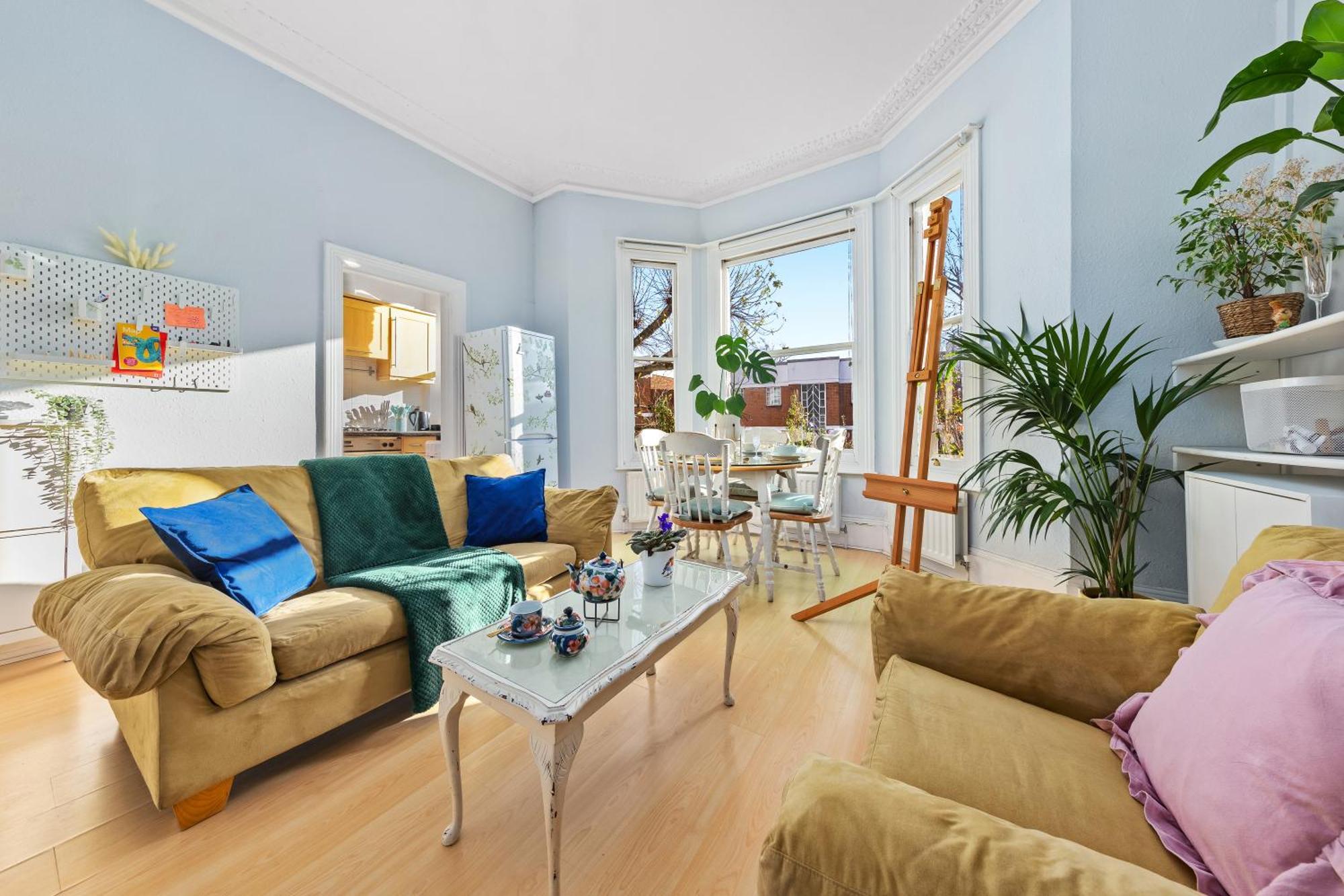 Artist's Bright Hampstead Heath Village 2 Bed Leilighet *