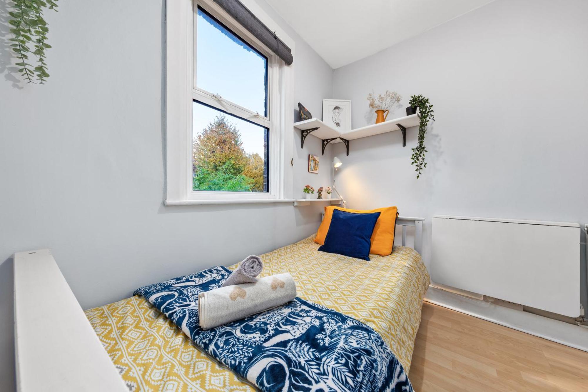 Artist's Bright Hampstead Heath Village 2 Bed Leilighet