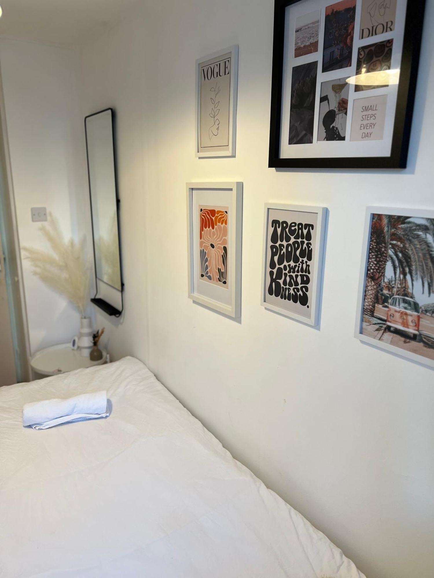 3-bedroom In The Heart Of Apartment London
