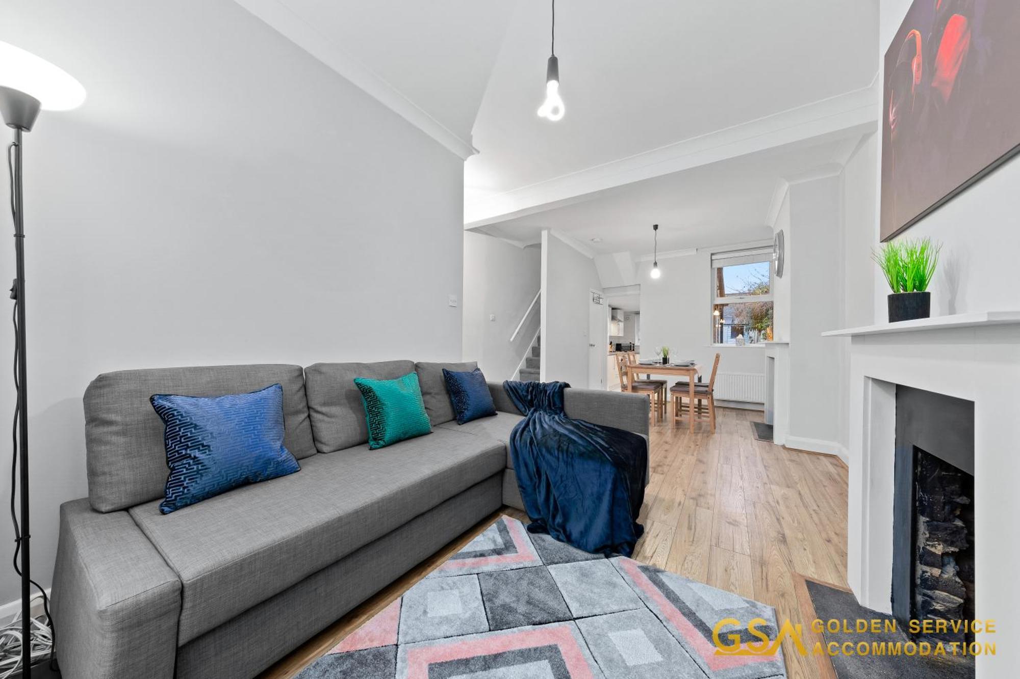 3 Bed In Forest Gate - Waltham Forest Londen