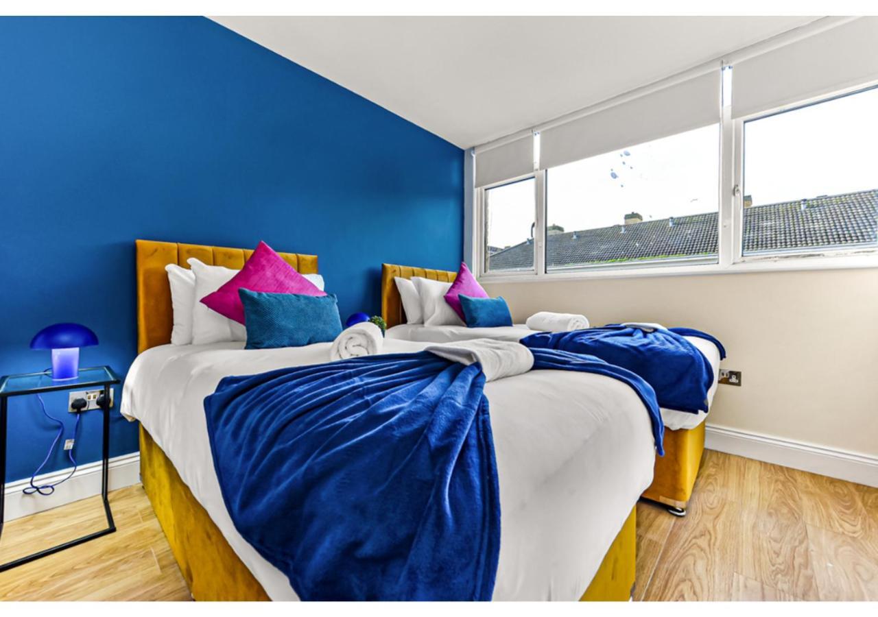 Stunning Family - Sleeps 11 Apartment