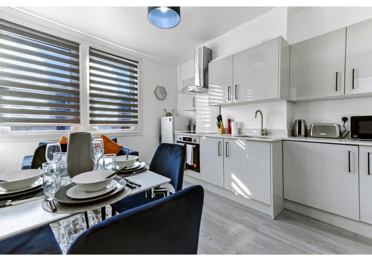 Modern Where Everything Just Works! Apartment London