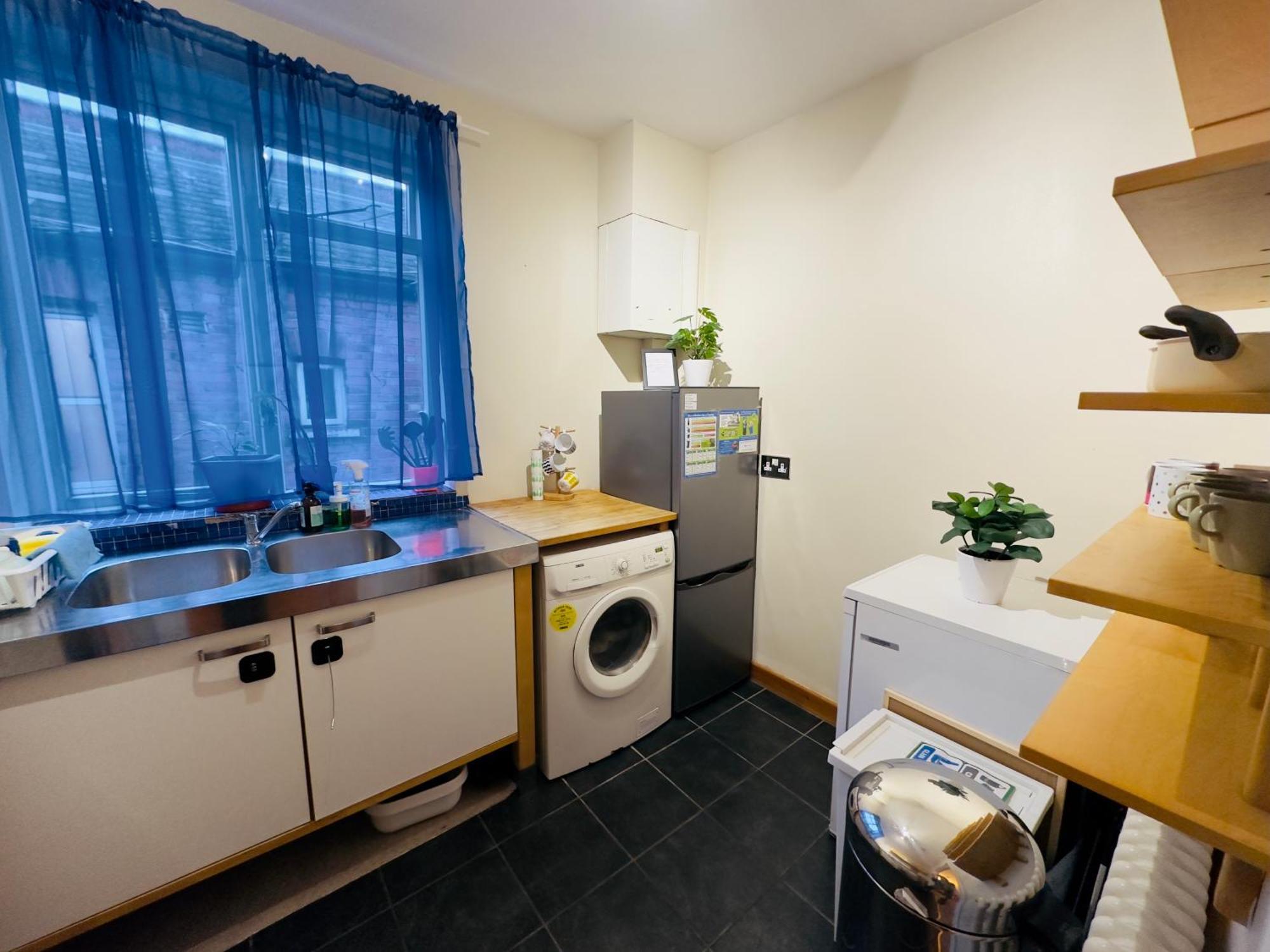 Cosy 3 Bedroom Flat Nearby Willsden London