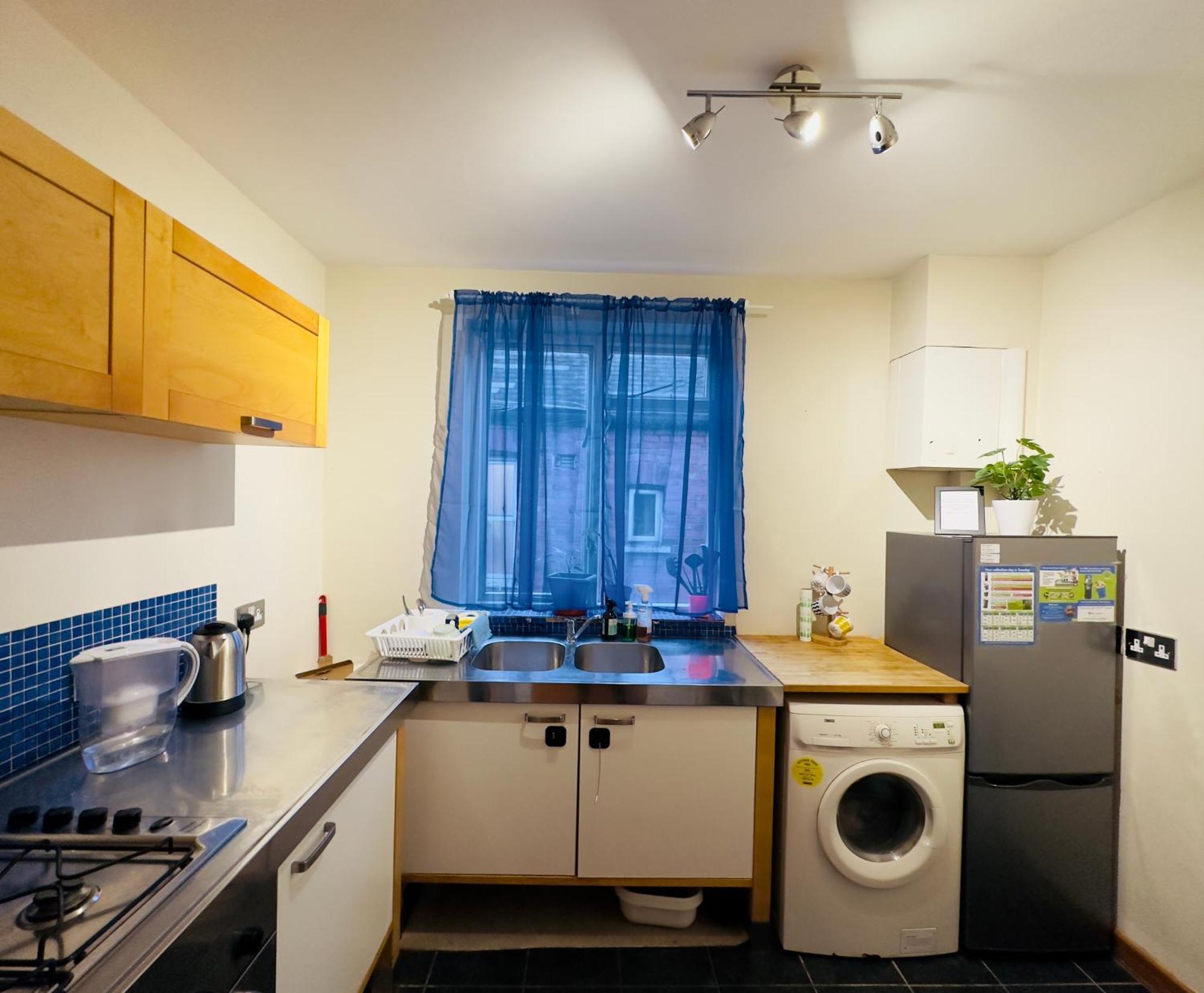 Cosy 3 Bedroom Flat Nearby Willsden *
