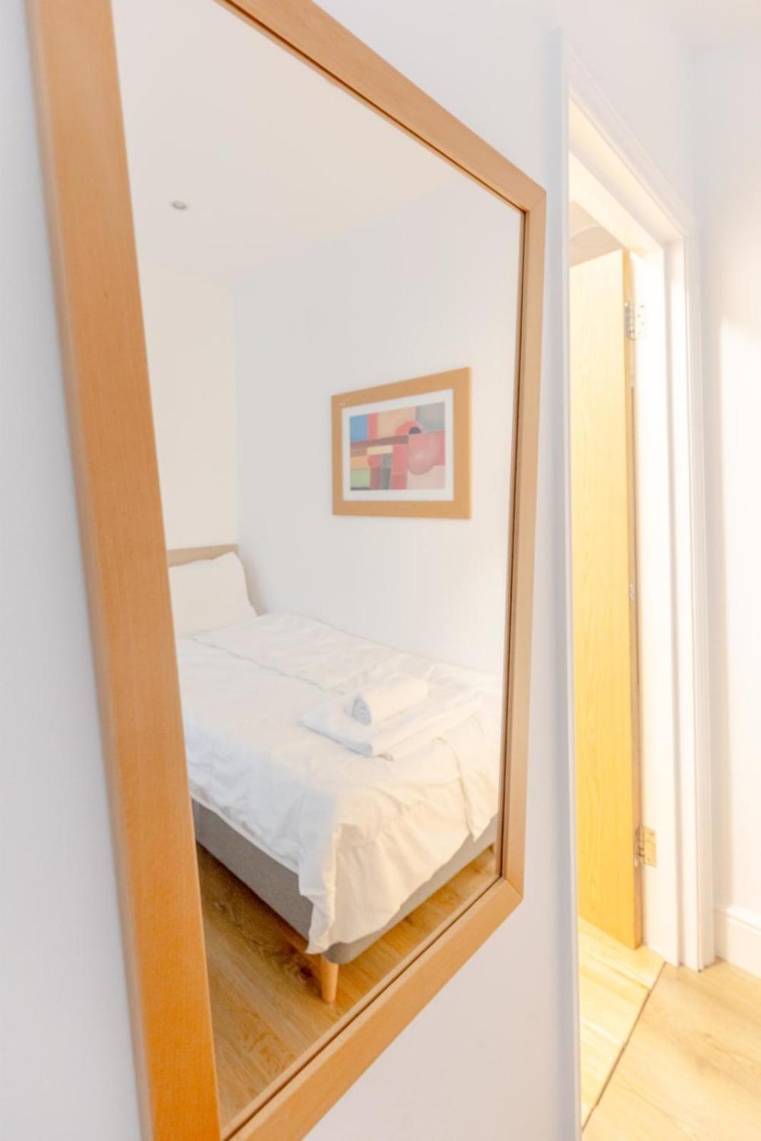 Bright And Spacious 1bd Flat - Camden