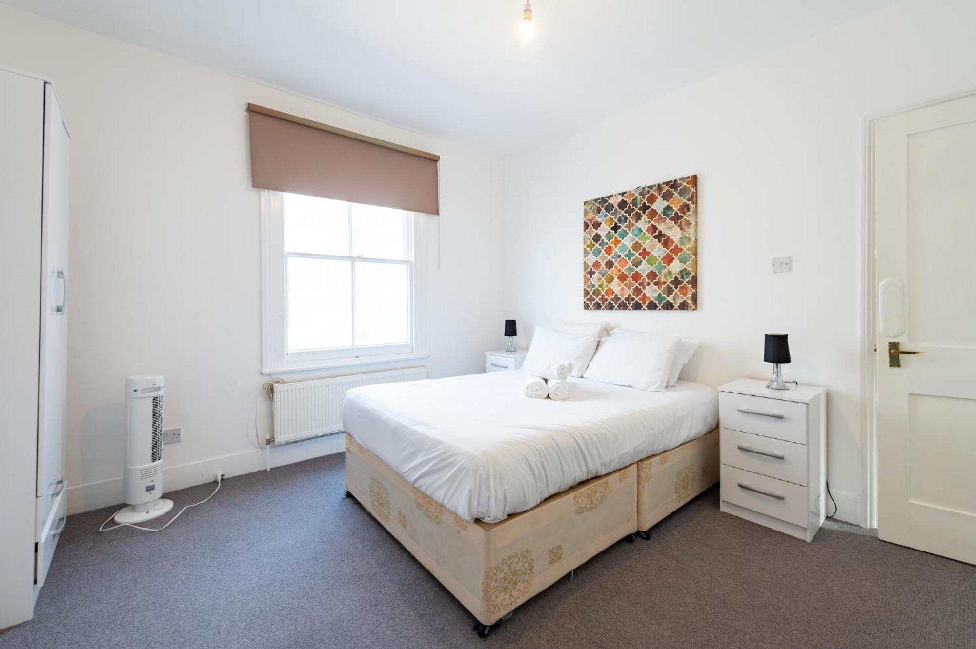 Bright, Spacious & Large Wimbledon Flat Apartment