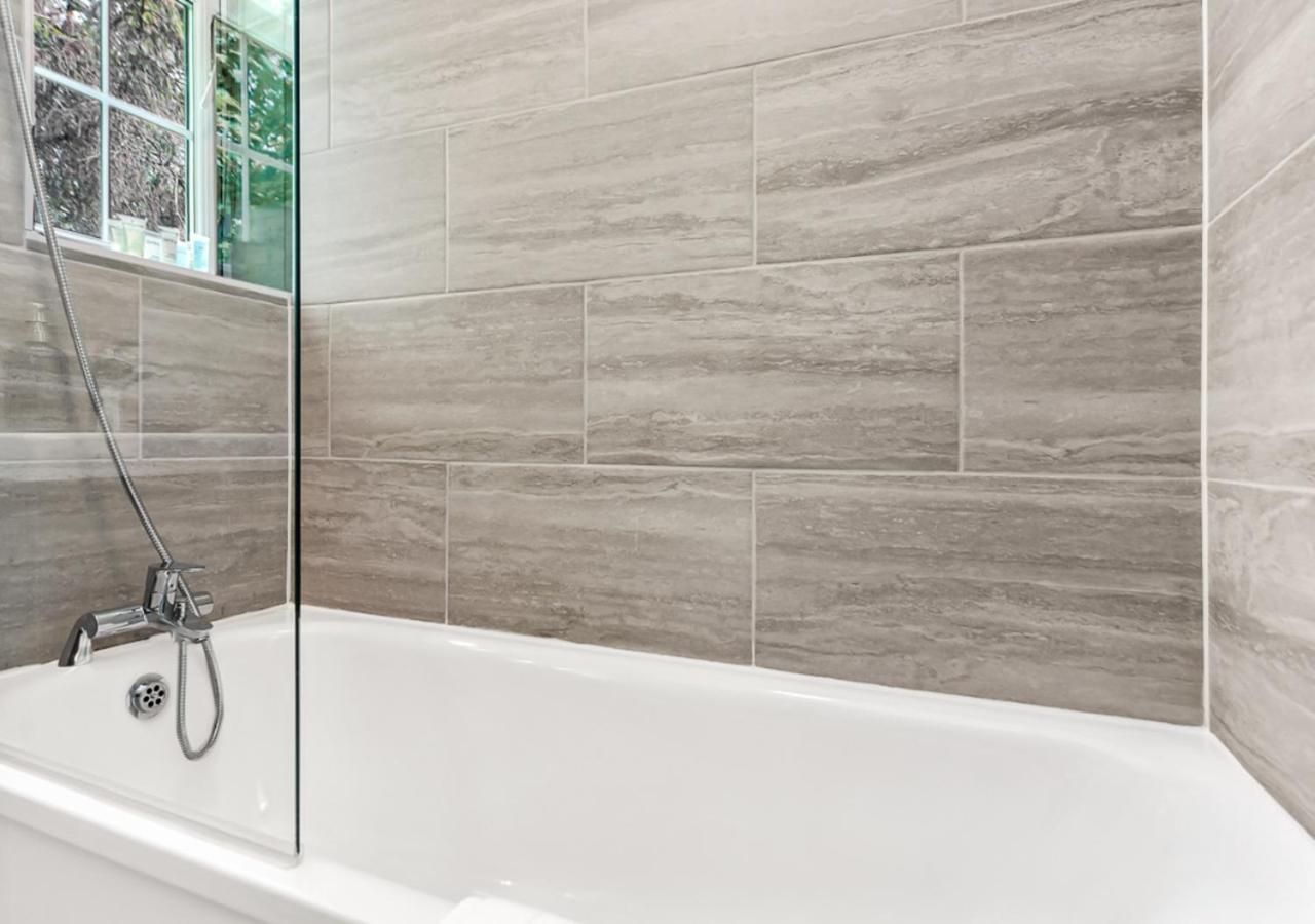 Radiant Serenity 2br Flat Sleeps 4 Warm Ambiance * London