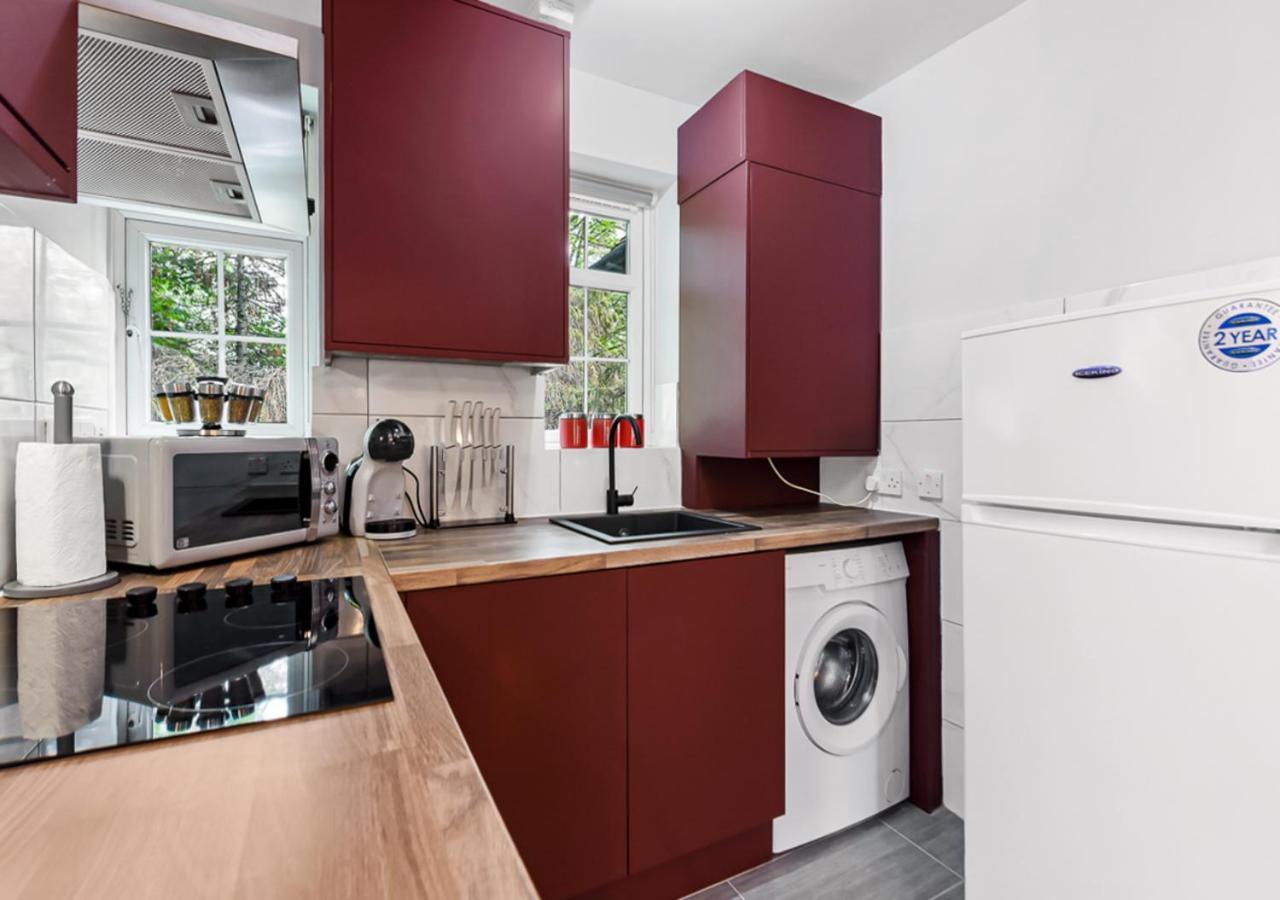 Radiant Serenity 2br Flat Sleeps 4 Warm Ambiance
