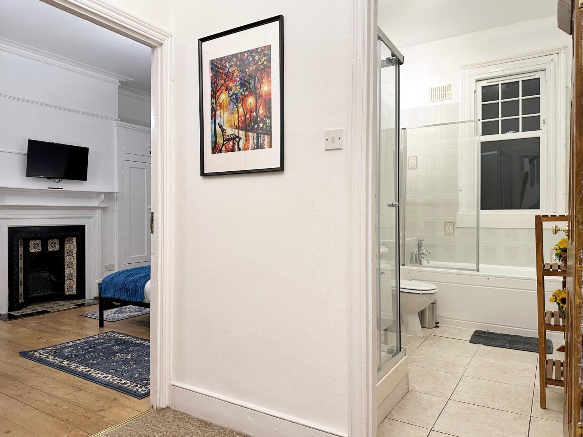 Hannah Place Near Finsbury Park - 4 Double Beds, Ideal For Families, Max 8 People Apartment