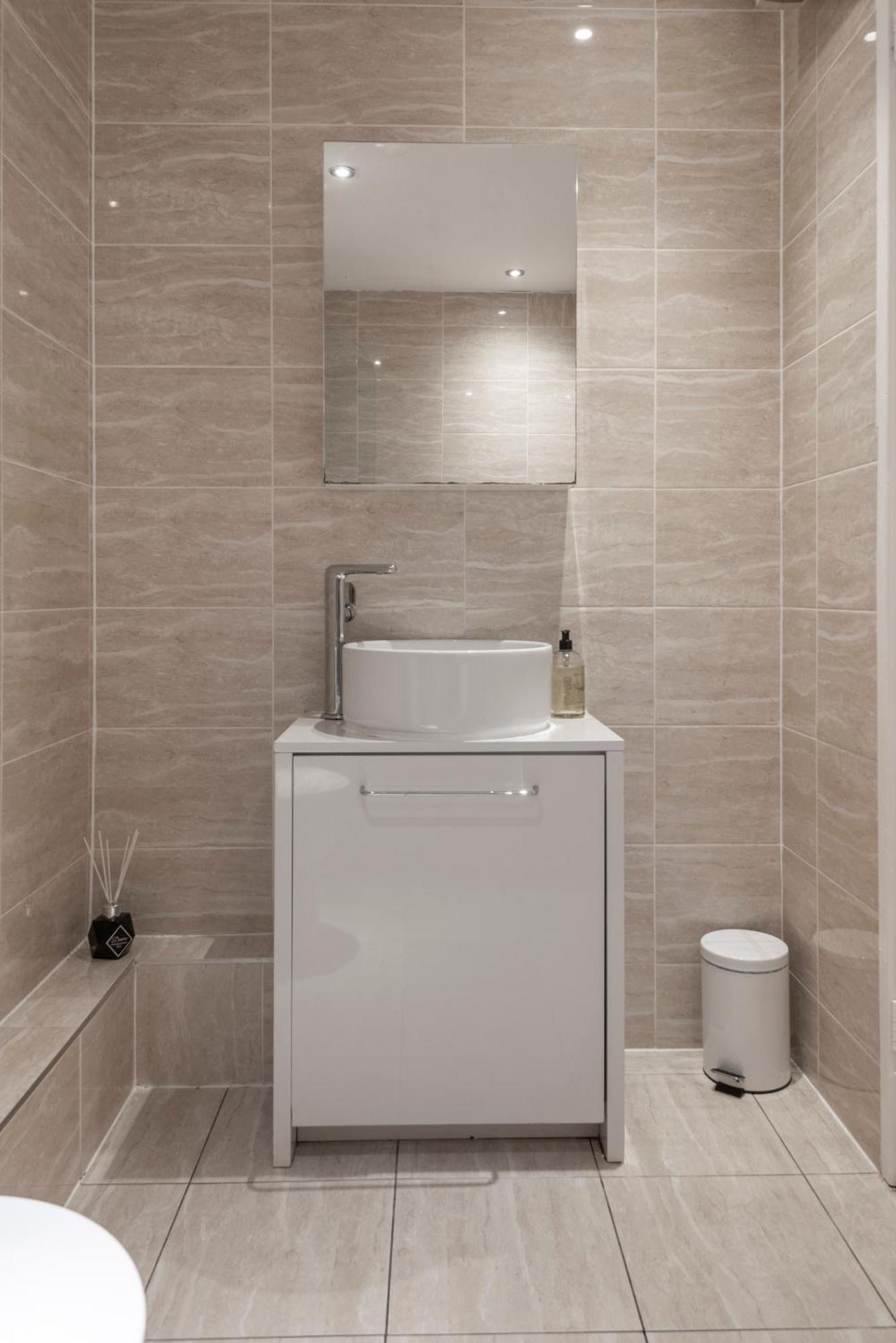2 Bed Town House With Garden In Hackney, Apartment *