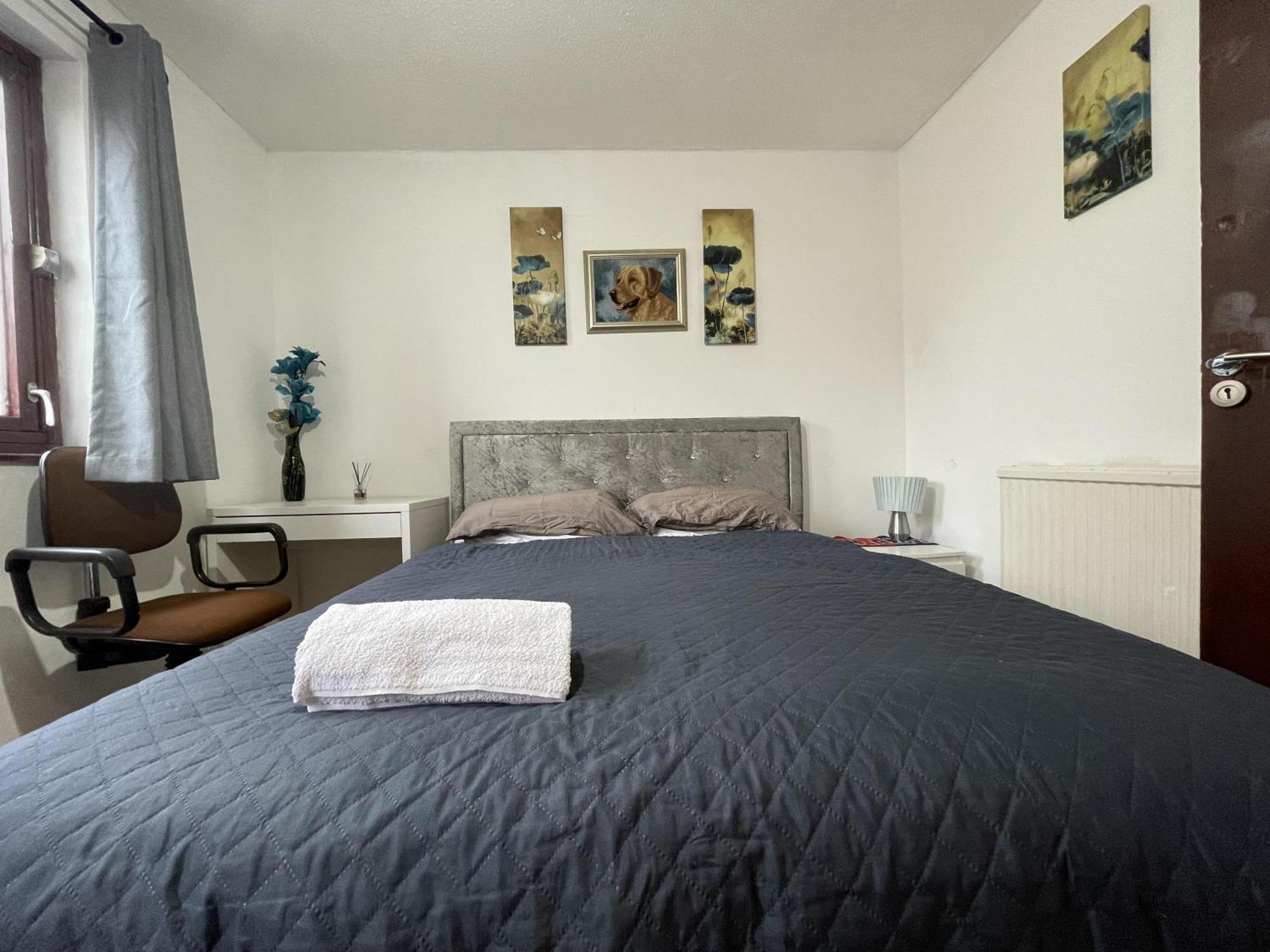 Comfortable 2-bed House In Zone 2 Holiday home