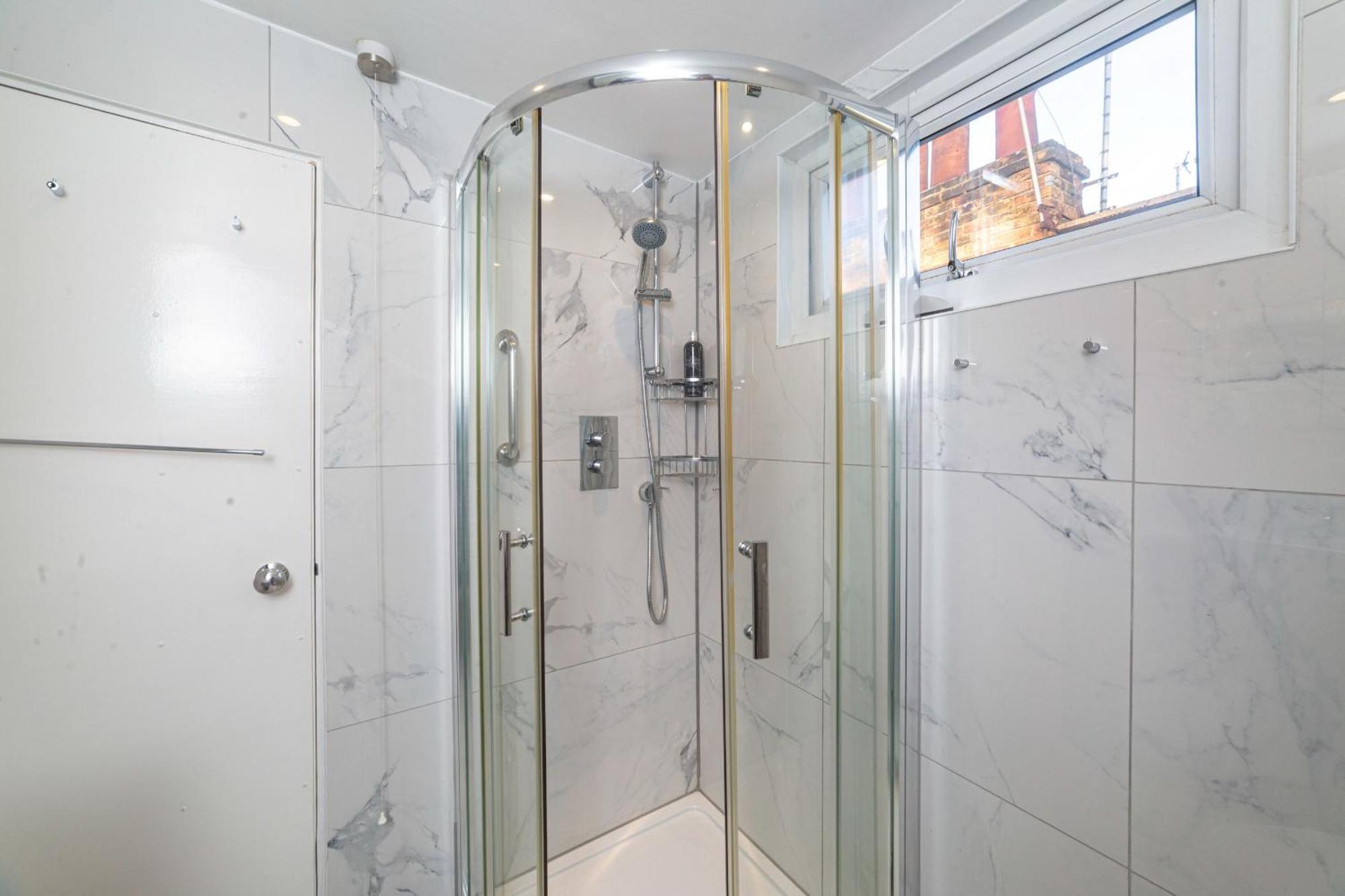 Apartment Ultra London, Modern Flat In Leafy Street London