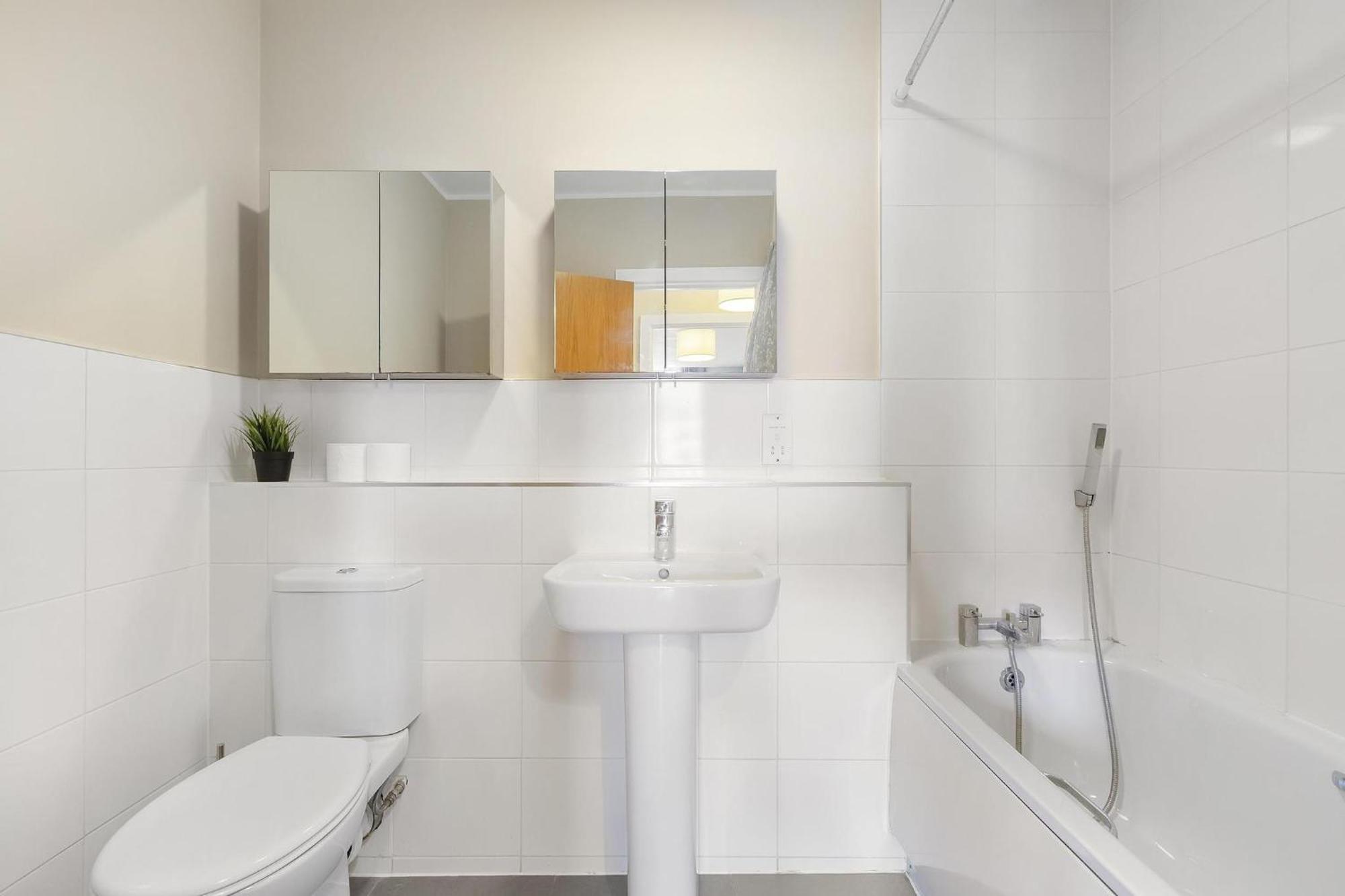 Leilighet 221 Clapham Road *