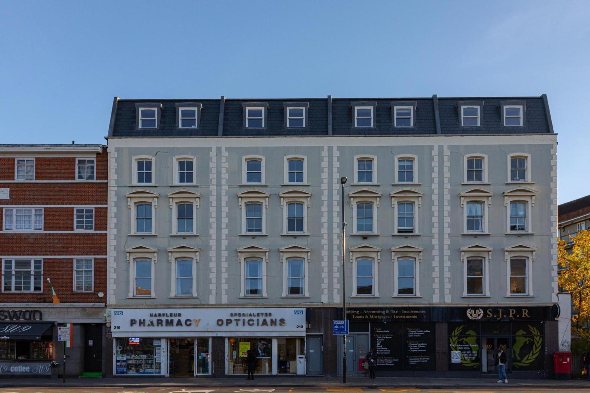 Spacious Clapham