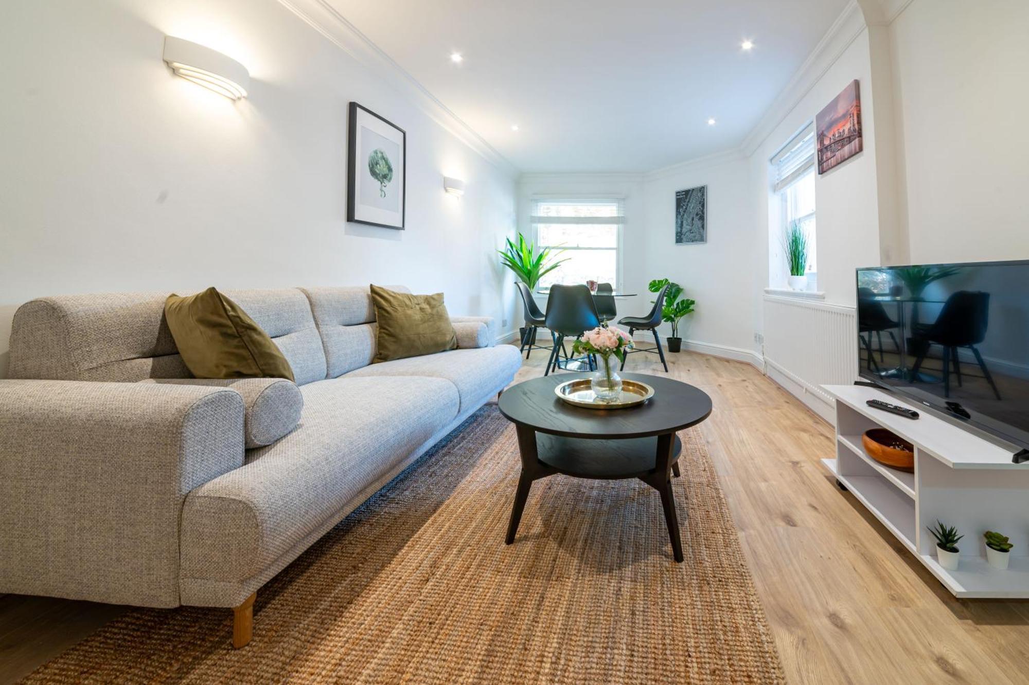 4 Bedrooms Peaceful Abbey Rd - St Johns Wood