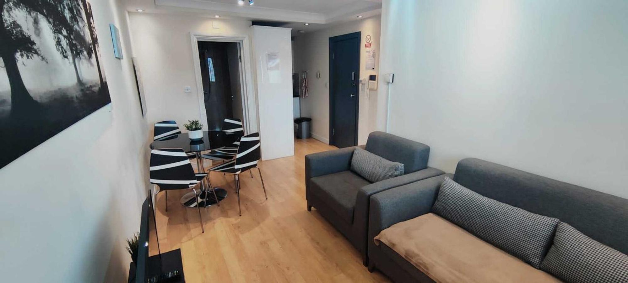 Kings Centre Apartment