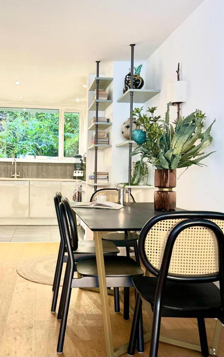 Feriehus 3 Bdrm Notting Hill Mews House - 2 Balconies