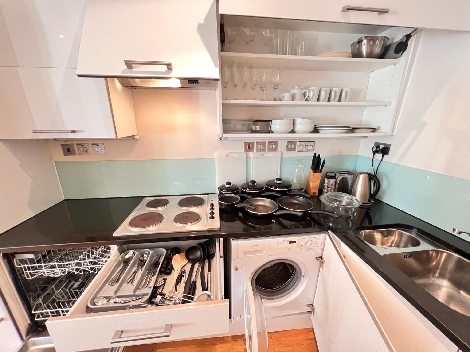 Apartment Deluxe Entire Flat At Farringdon Station London