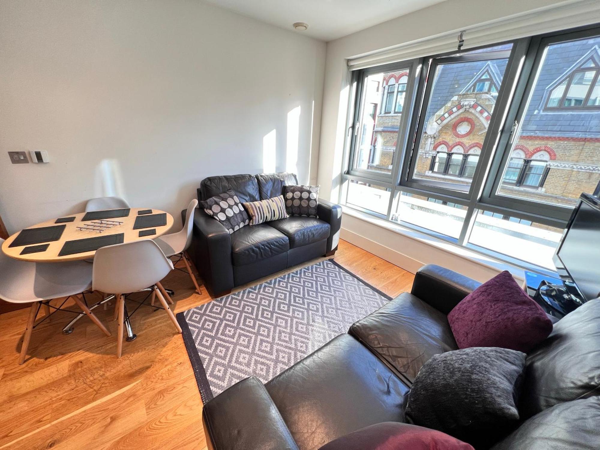 Deluxe Entire Flat At Farringdon Station * London