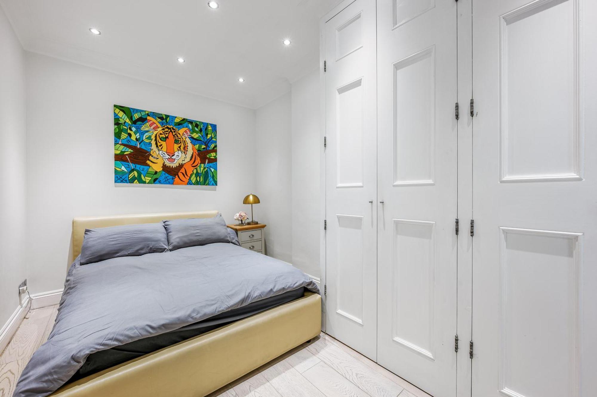 Beautiful One Bedroom Flat In Knightsbridge Apartment *