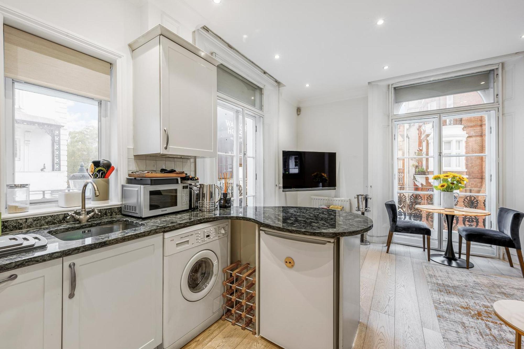Beautiful One Bedroom Flat In Knightsbridge London