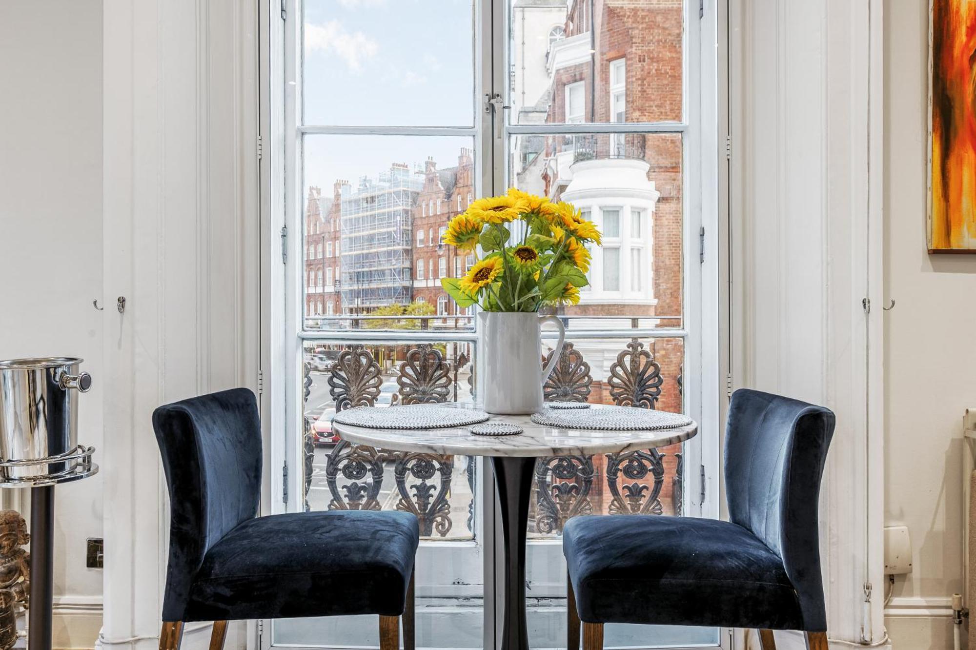 Apartment Beautiful One Bedroom Flat In Knightsbridge