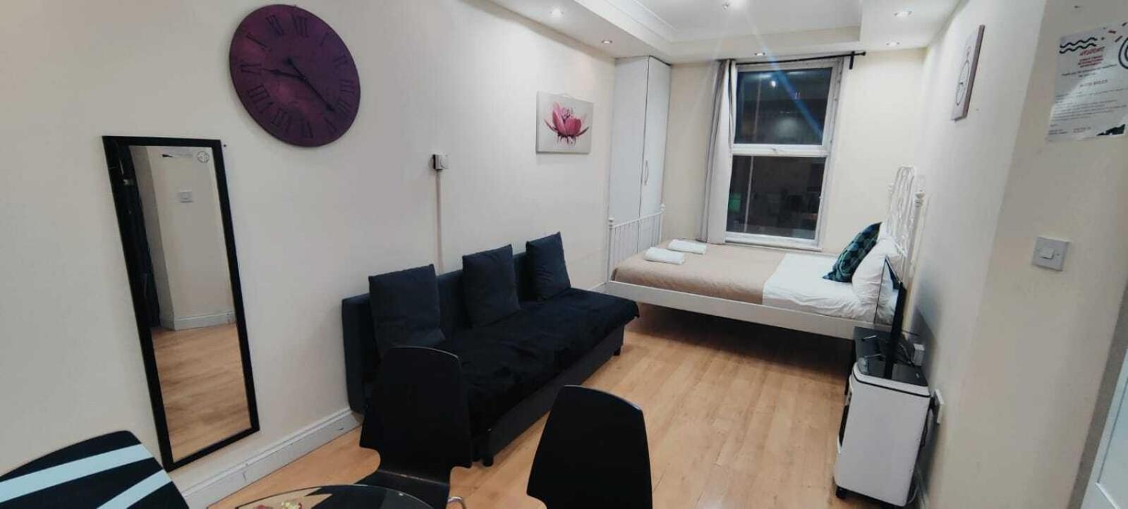 Kings In Kings Cross Apartment
