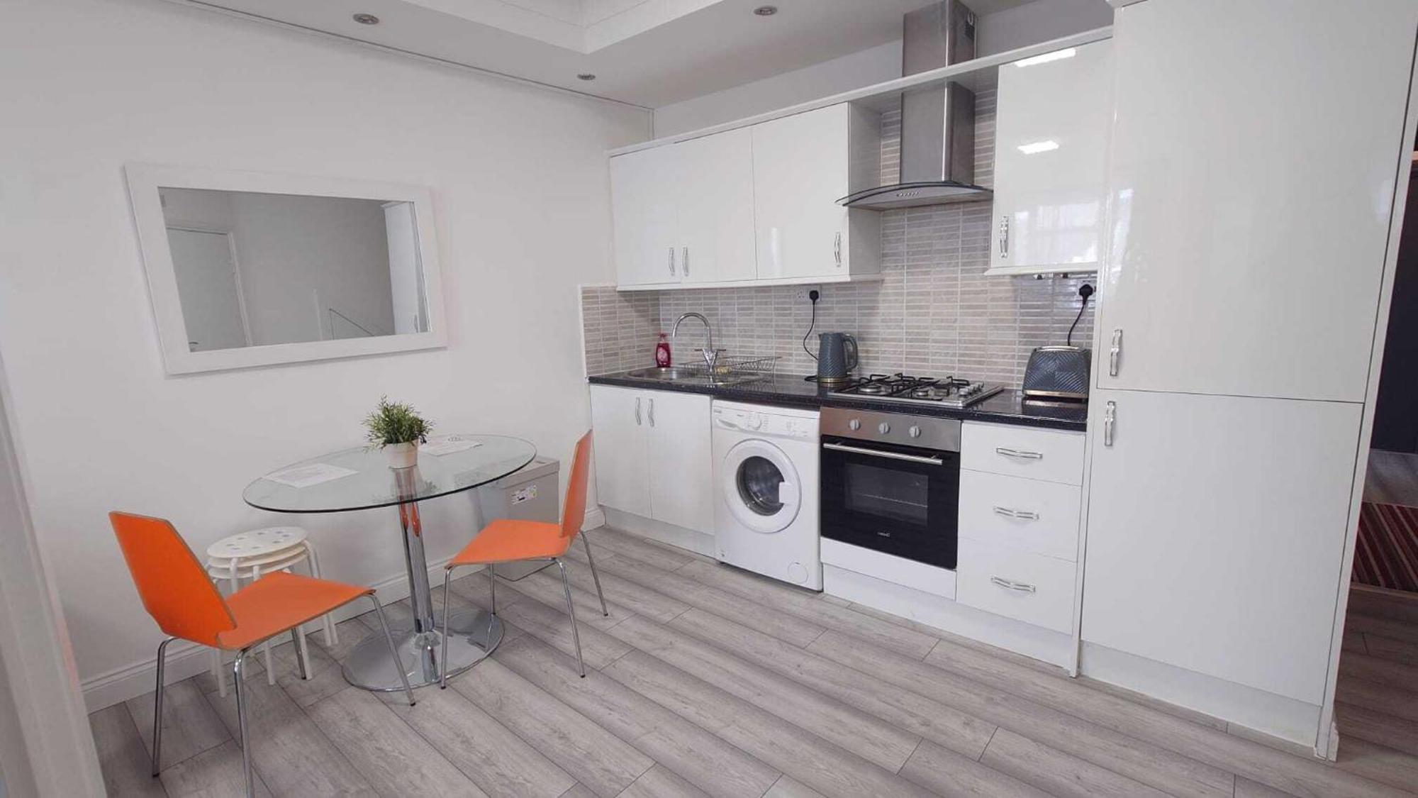 Kings In Kings Cross Apartment