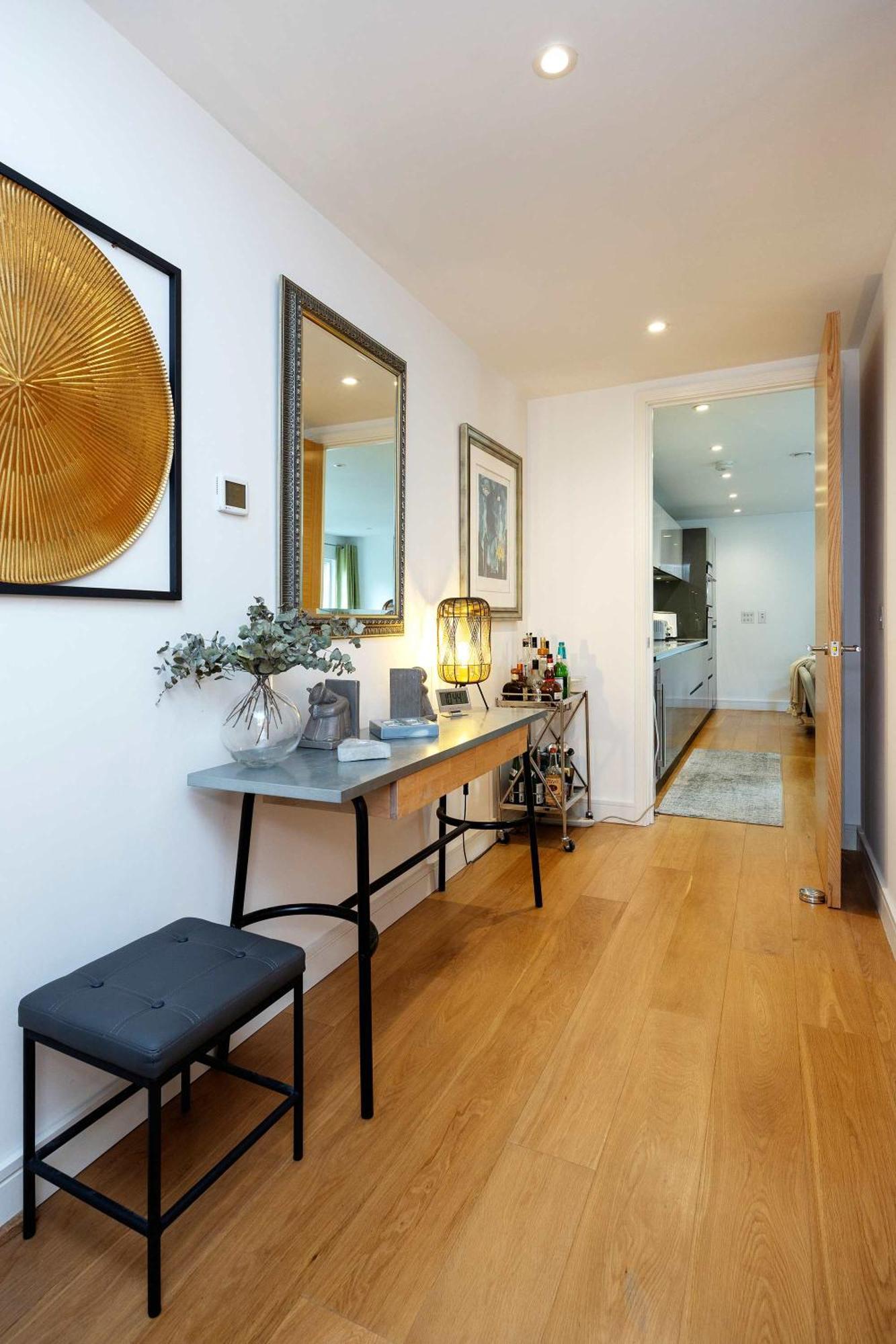 Apartment Veeve - Here Comes The Sun