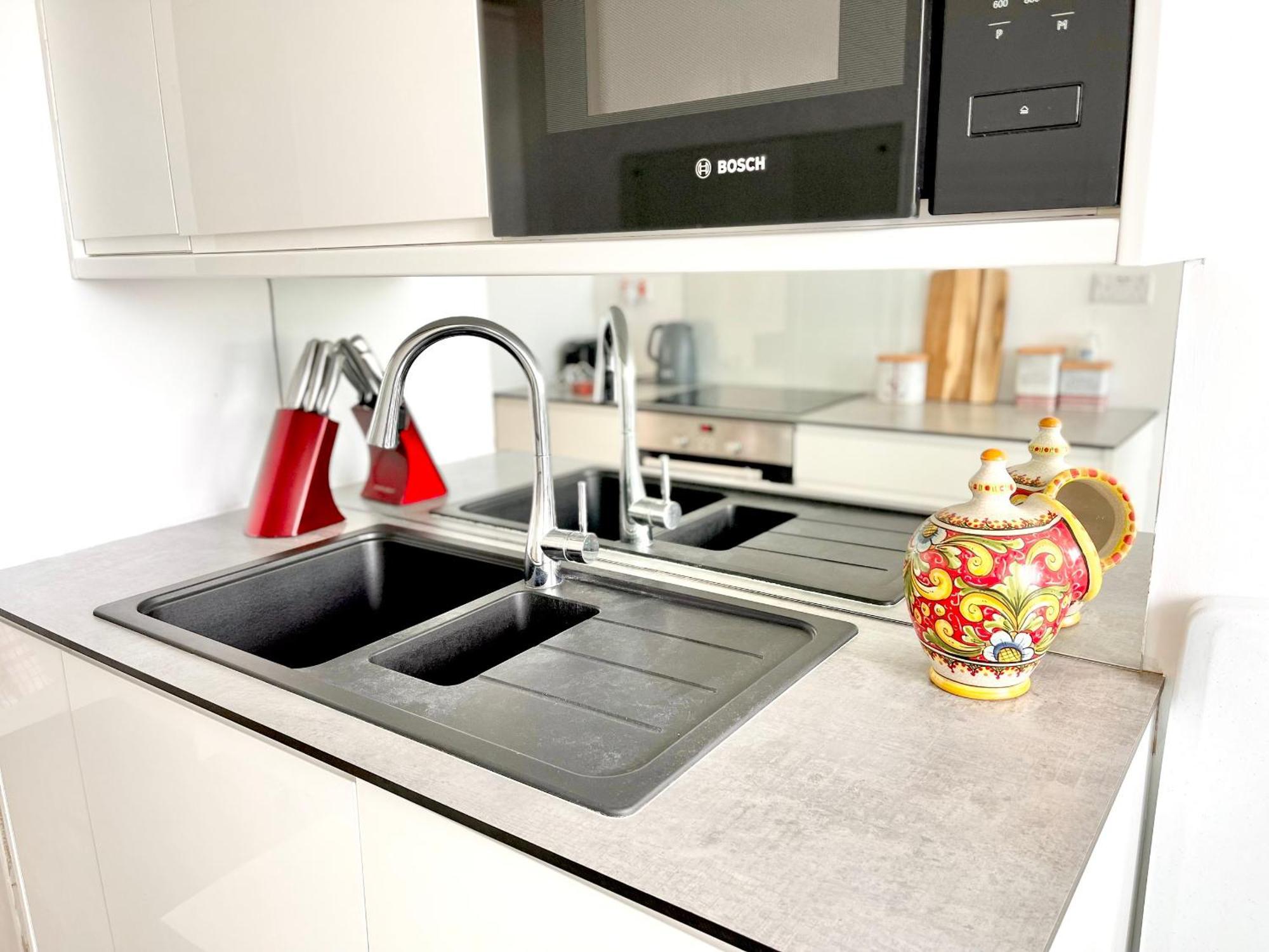 Appartement Paddington Flat Close To Station With Patio Londen