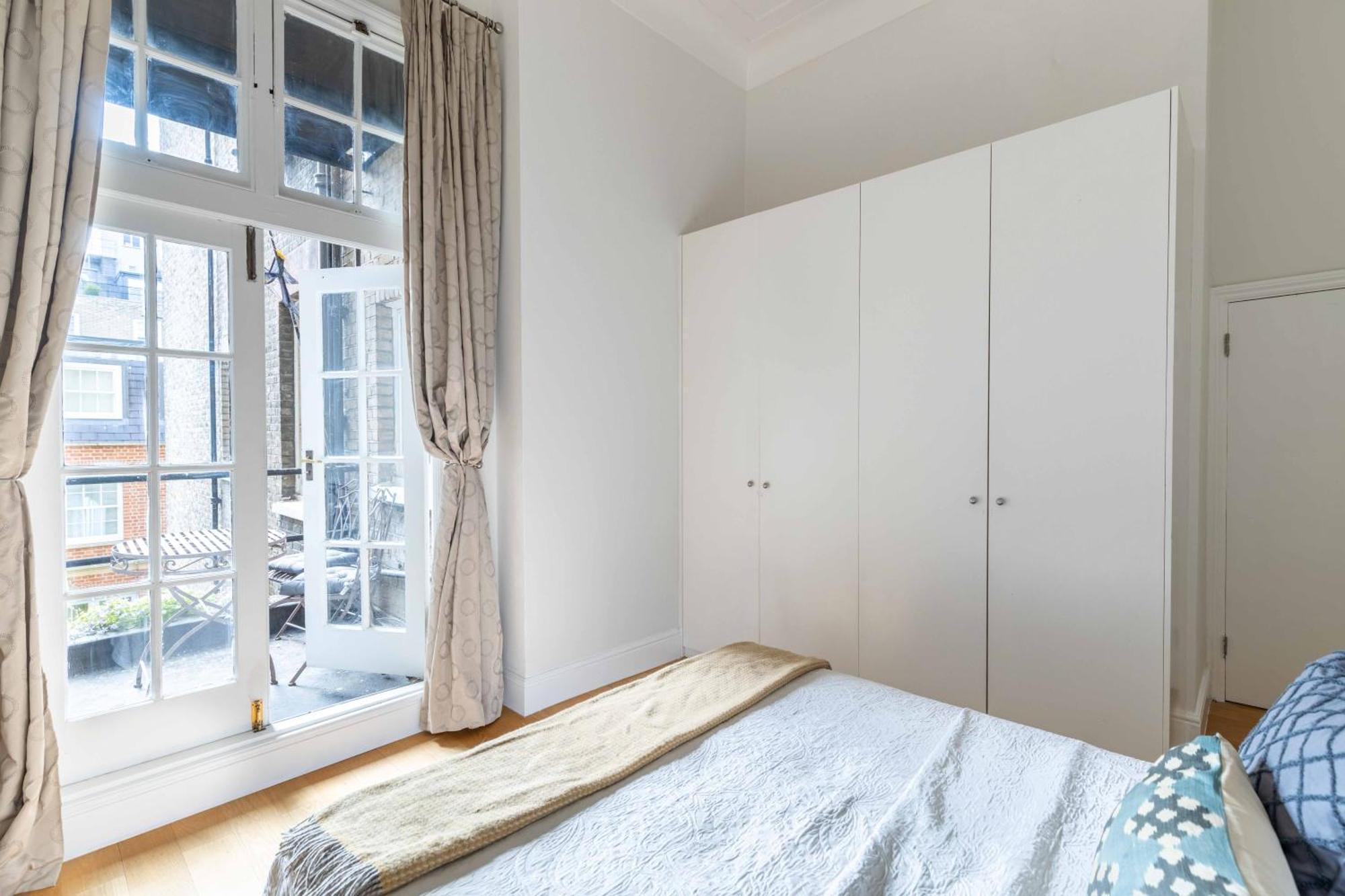 Renovu Premium Homes In Kensington Appartement *