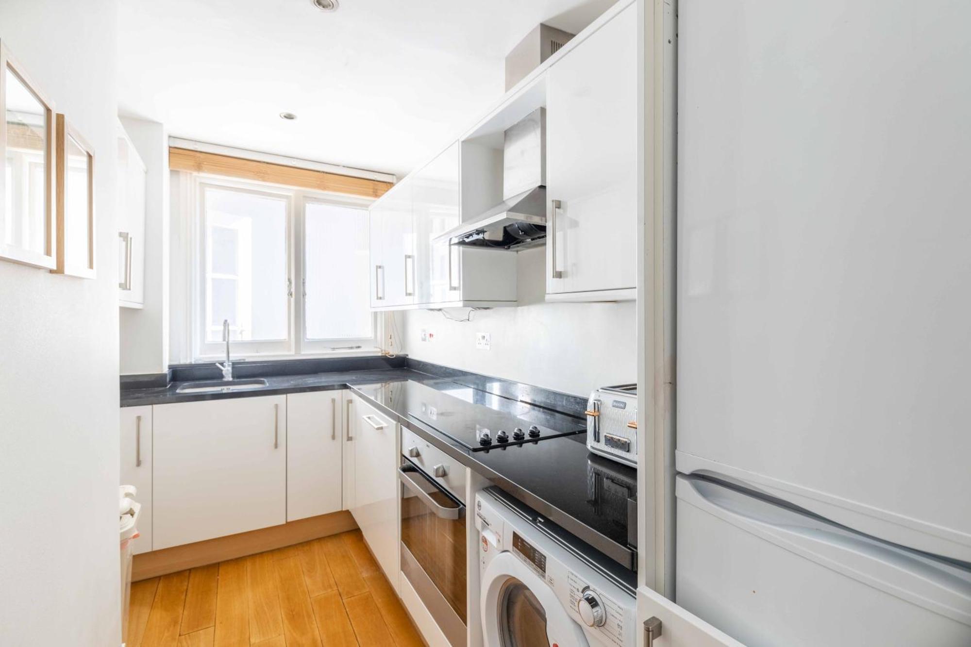 Renovu Premium Homes In Kensington * Londen