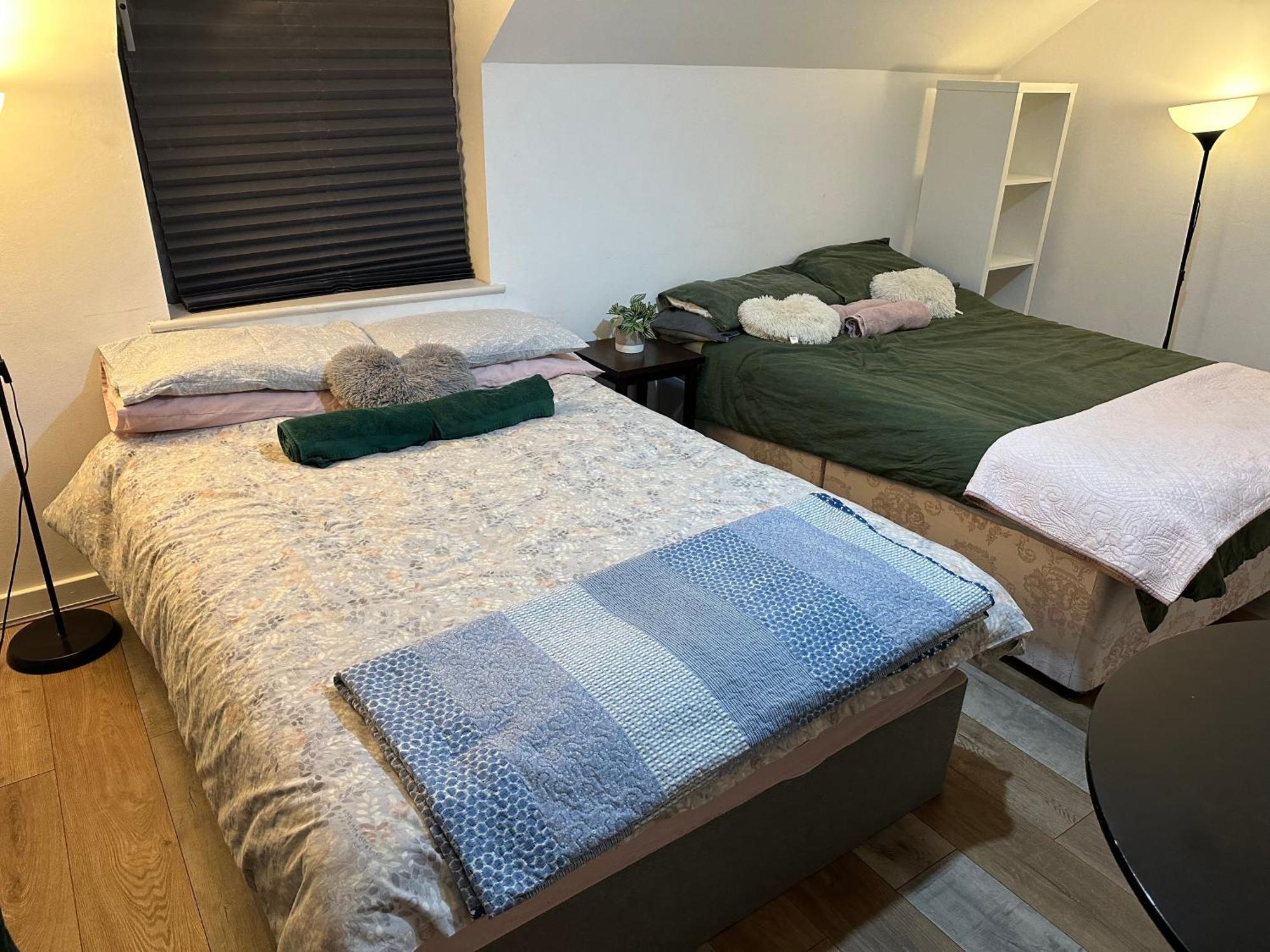 Wembley Area Serviced Apartments, 15mins To Central Apartment