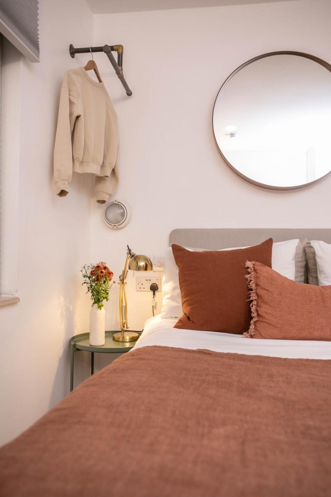 The Luxury Hotel London