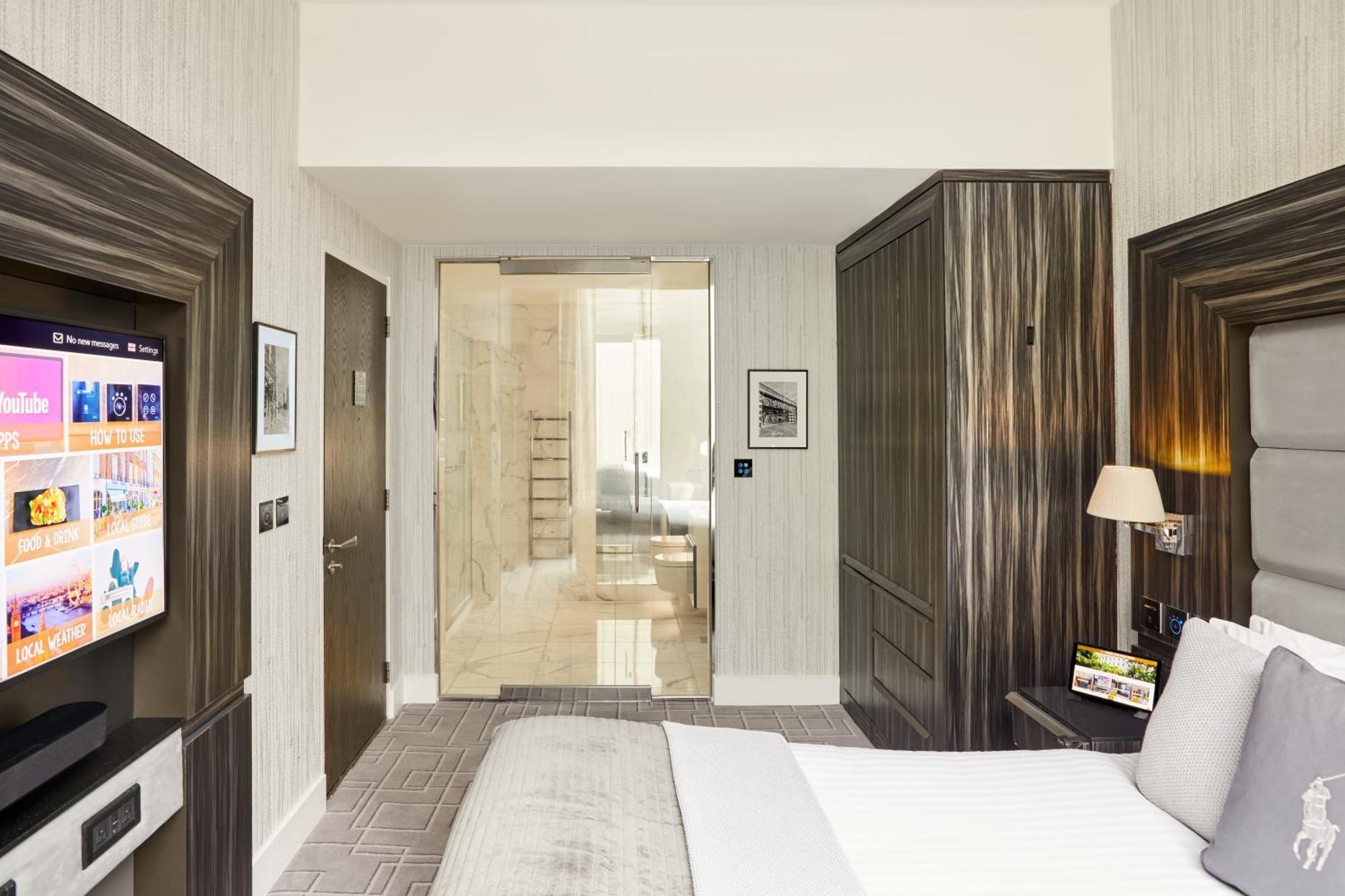 Eccleston Square Hotel 4*