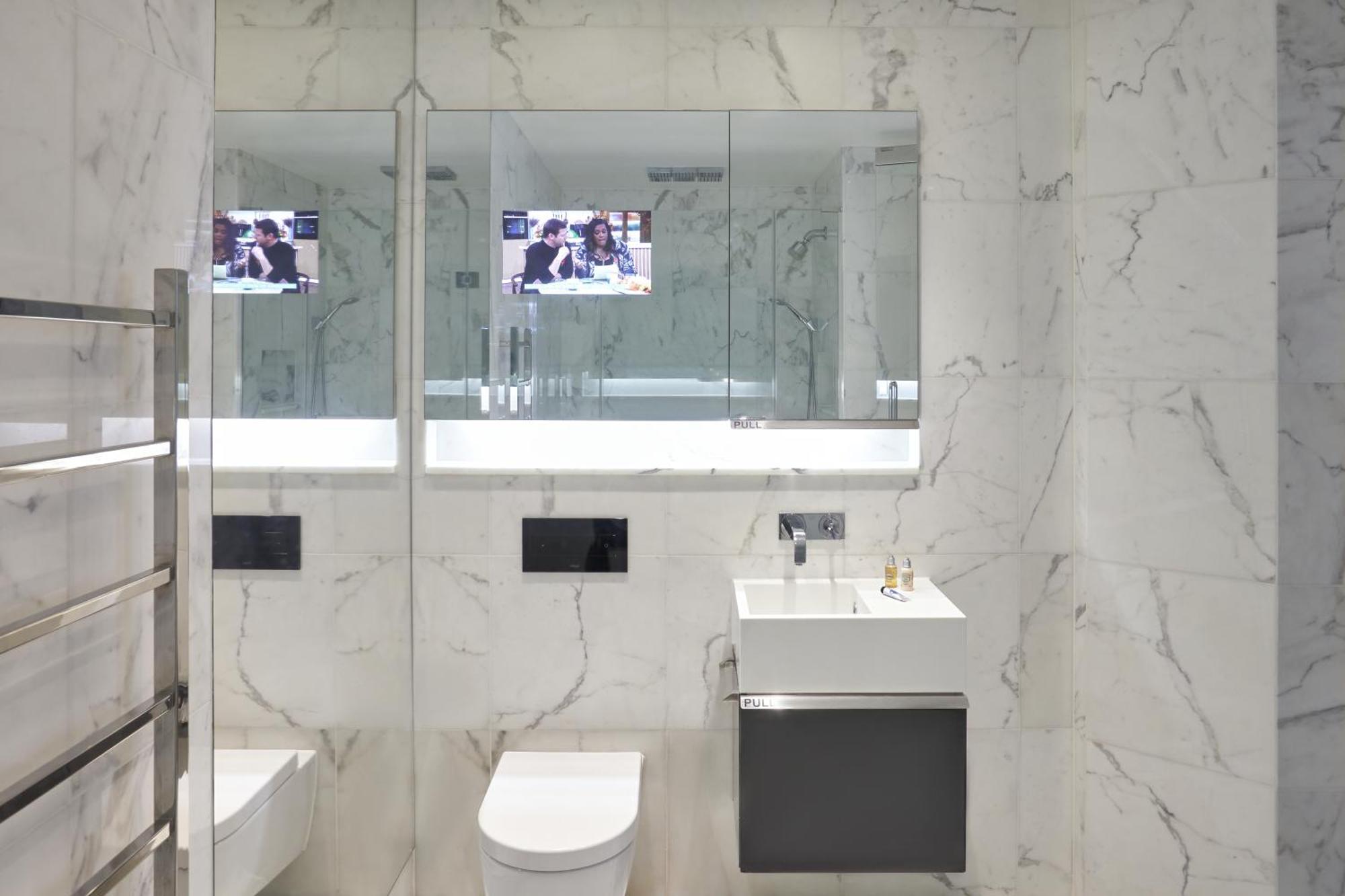 Hotel Eccleston Square 4*