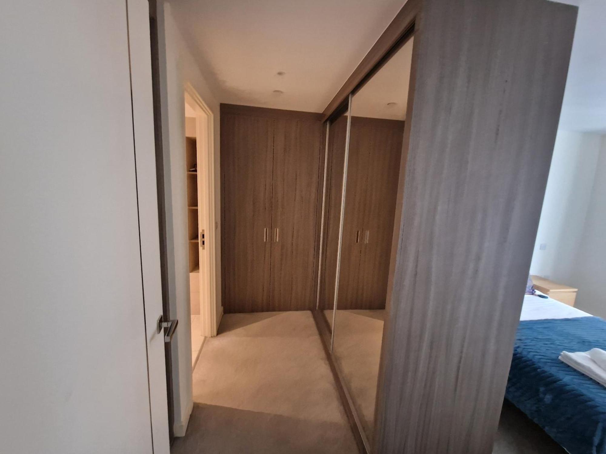 Lt Riverview East Greenwich Apartment *