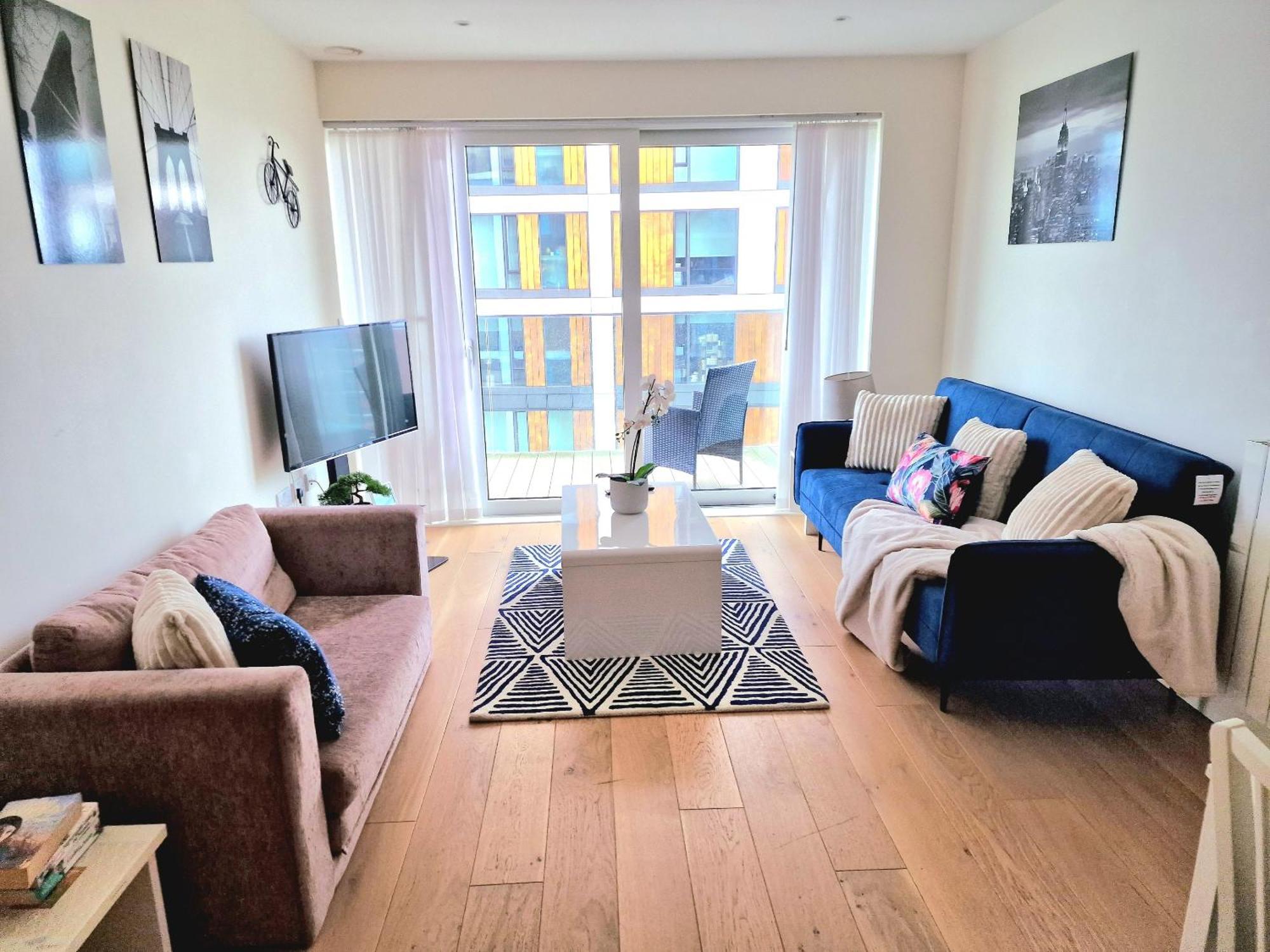 Lt Riverview East Greenwich Apartment London