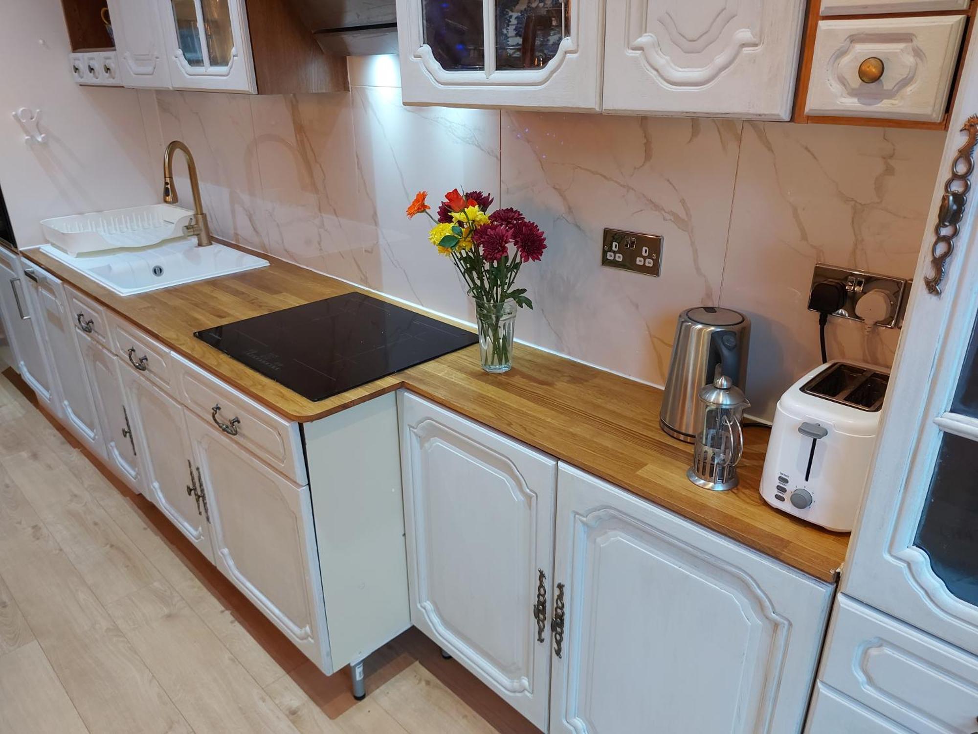 Free Parking - 4 Bed - 3 Bath - Sofa Bed - Digital Lock Entry Vakantiehuis