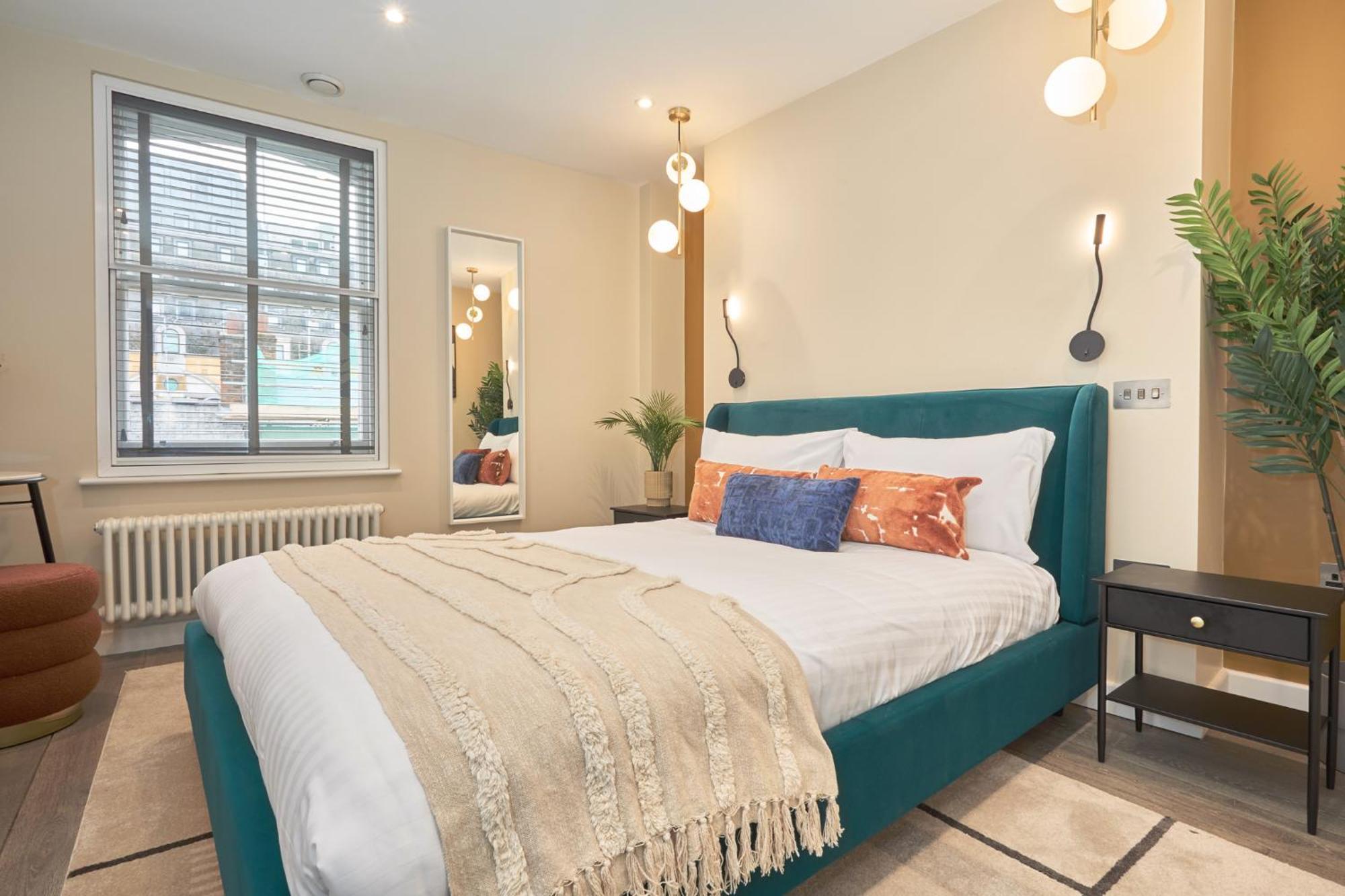 Be - The Chinatown Residences London