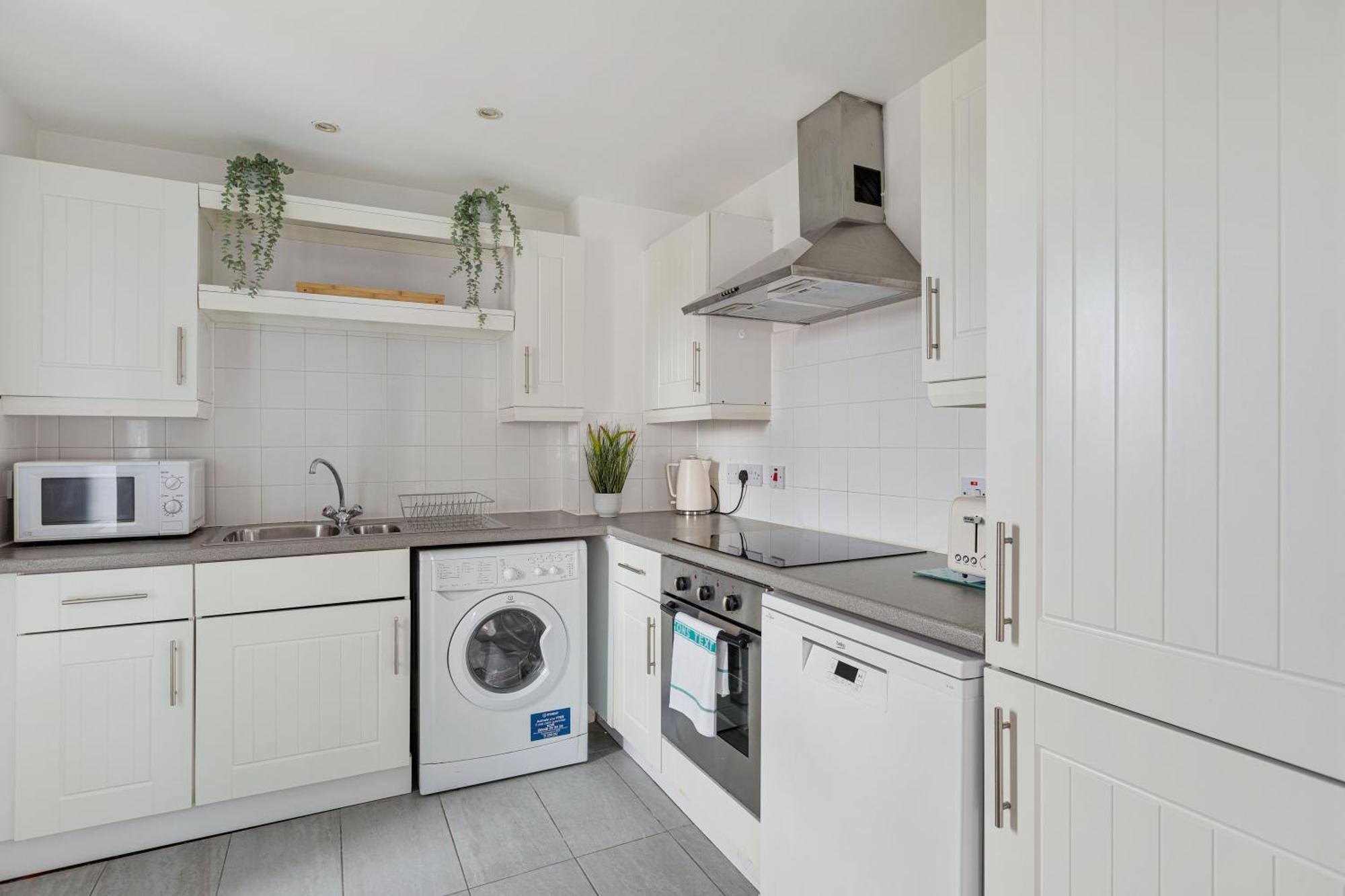 2bed2bath Spacious Modern Near Csm * Londres
